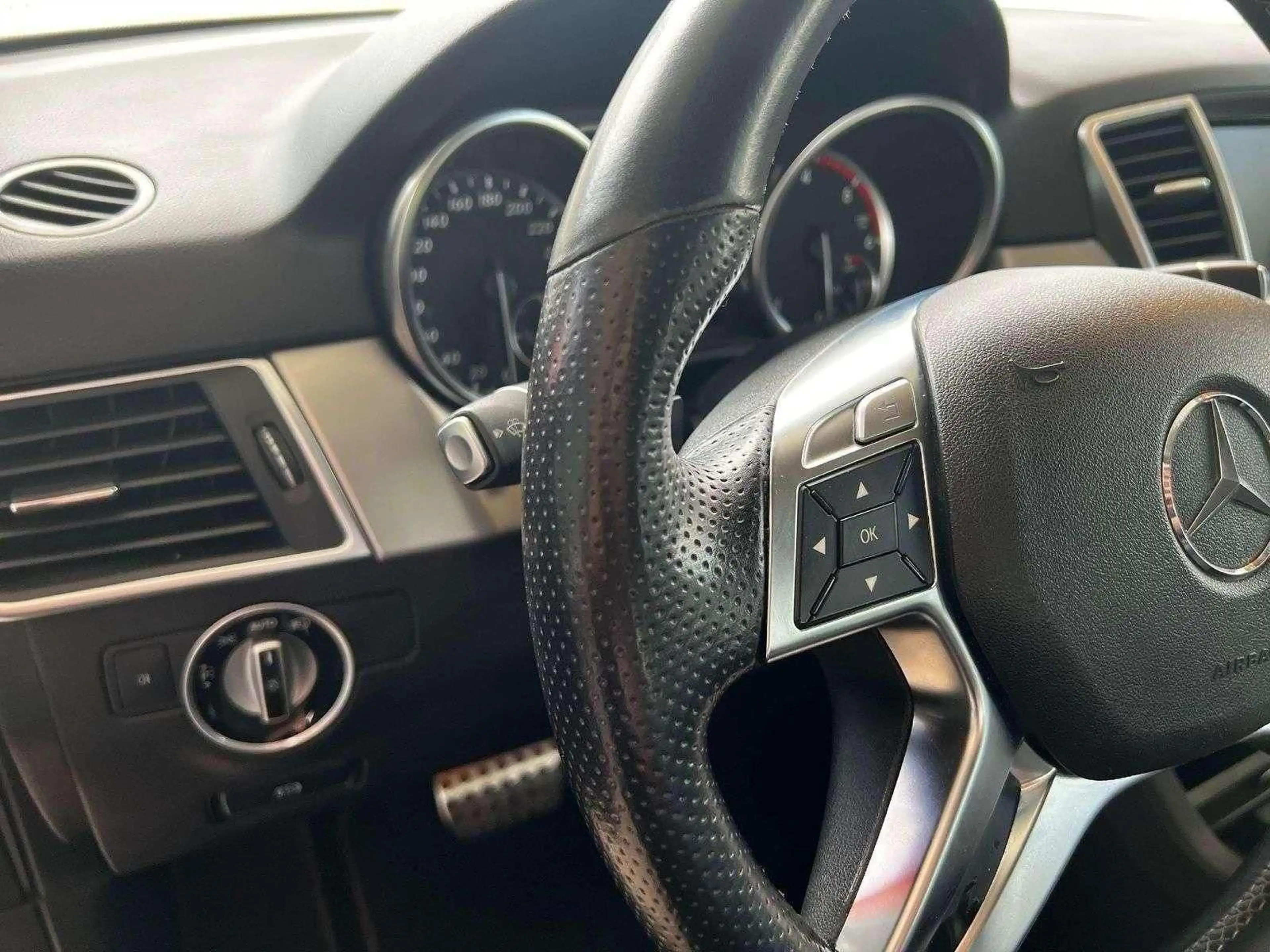 Mercedes-Benz ML 350 CDI BlueTec 4 Matic I TÜV — photo 8