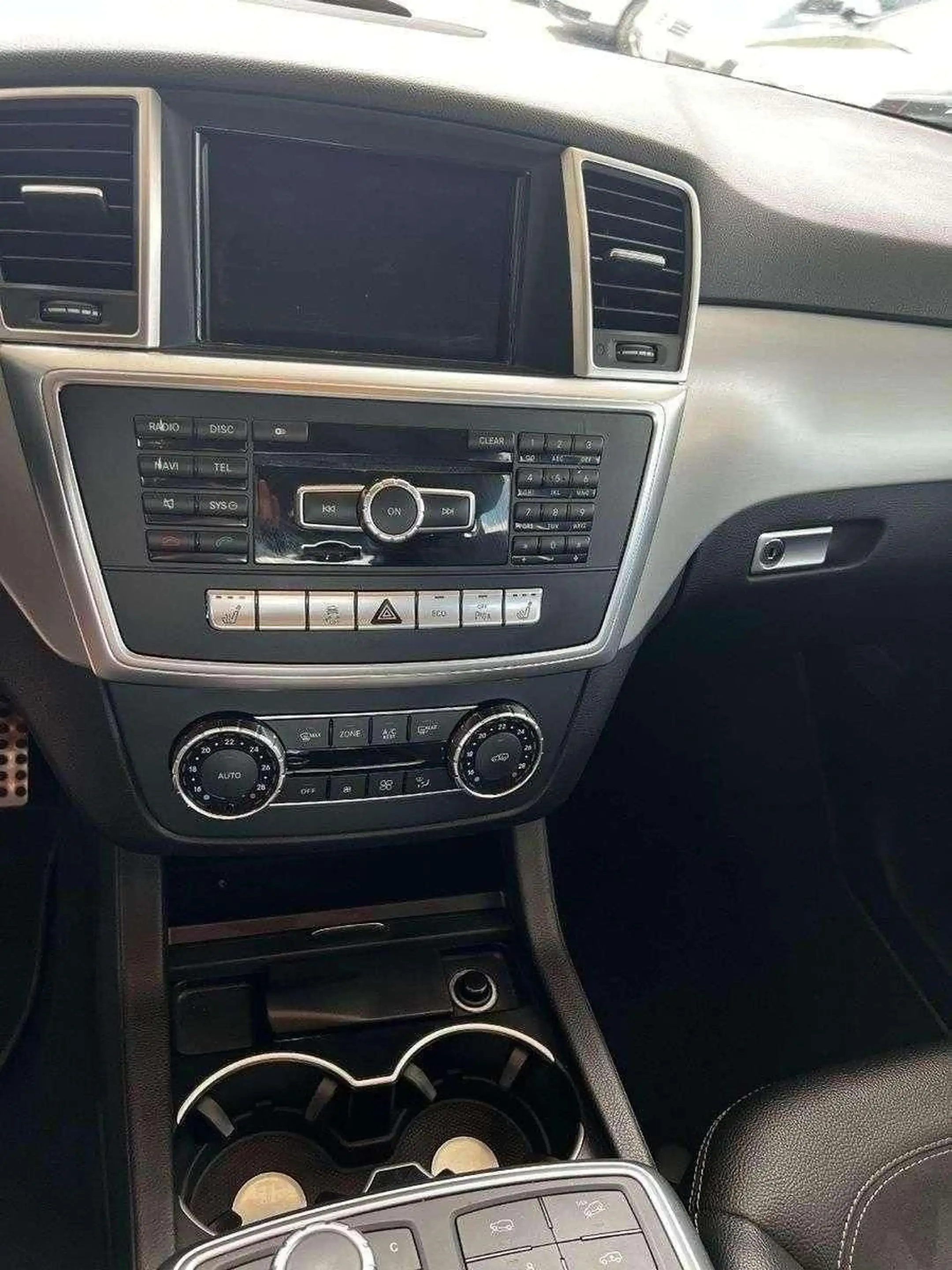 Mercedes-Benz ML 350 CDI BlueTec 4 Matic I TÜV — photo 10