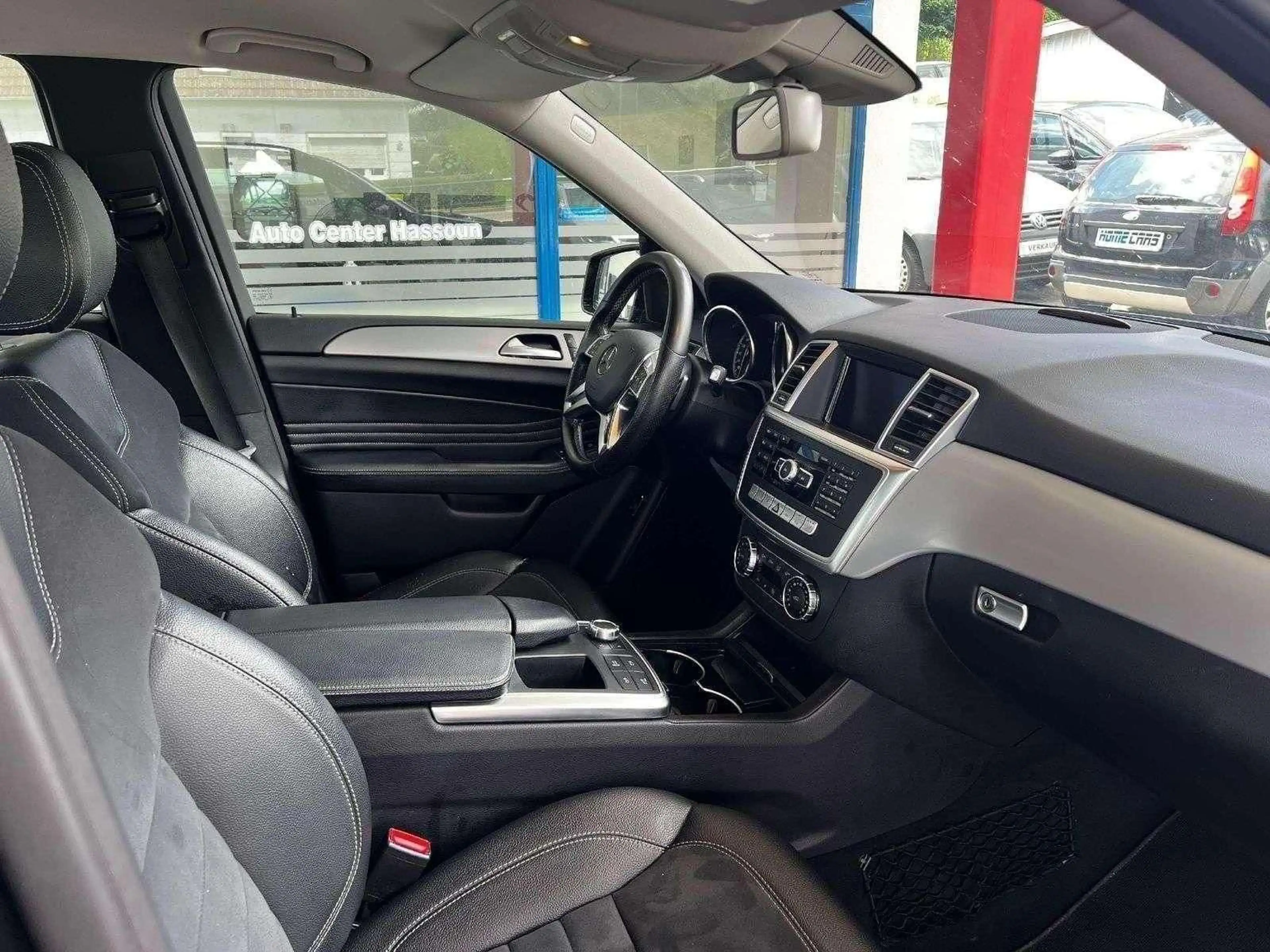 Mercedes-Benz ML 350 CDI BlueTec 4 Matic I TÜV — photo 15