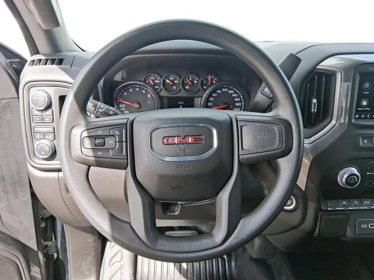 GMC Sierra 1500 снимка GMC Sierra 1500
