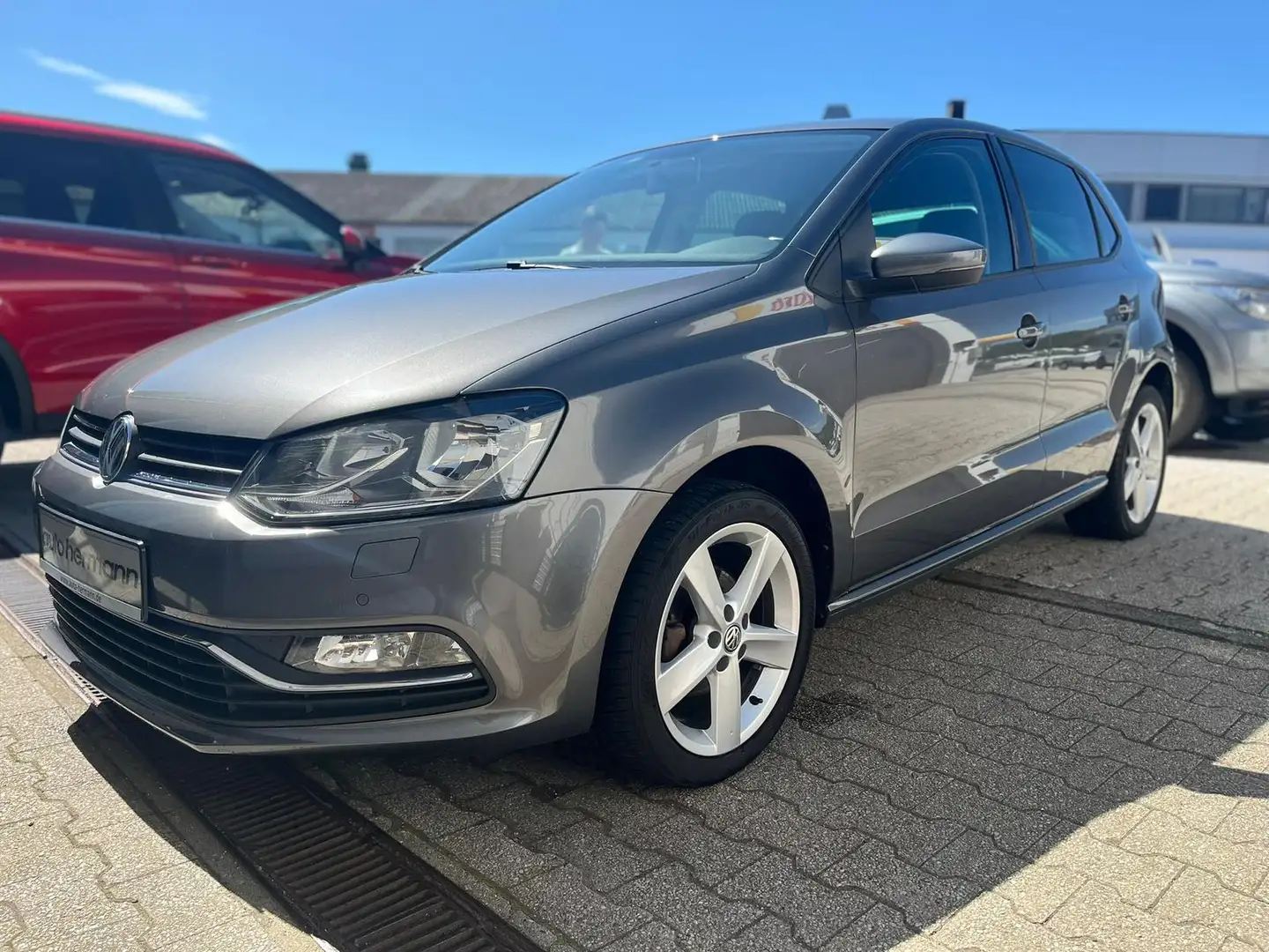 Volkswagen Polo Comfortline BMT/Start-Stopp 1.2 TSI Metalli Grau - 1