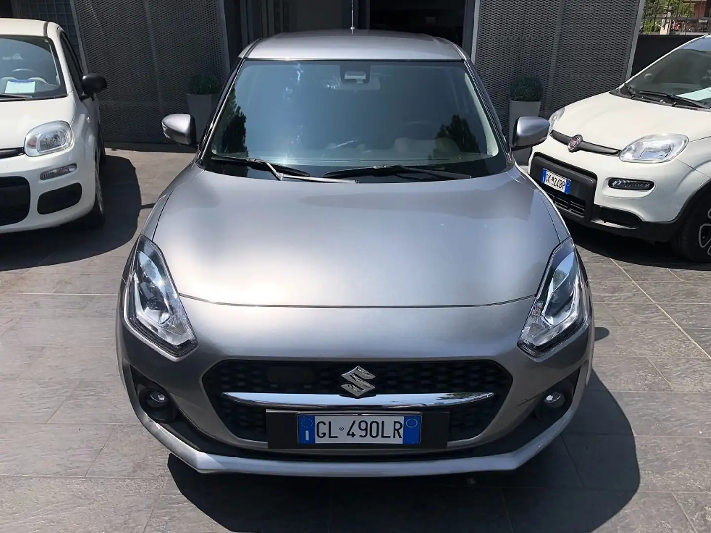 Suzuki Swift 1.2 HYBRID 83 CV Top PREZZO REALE Grau - 1