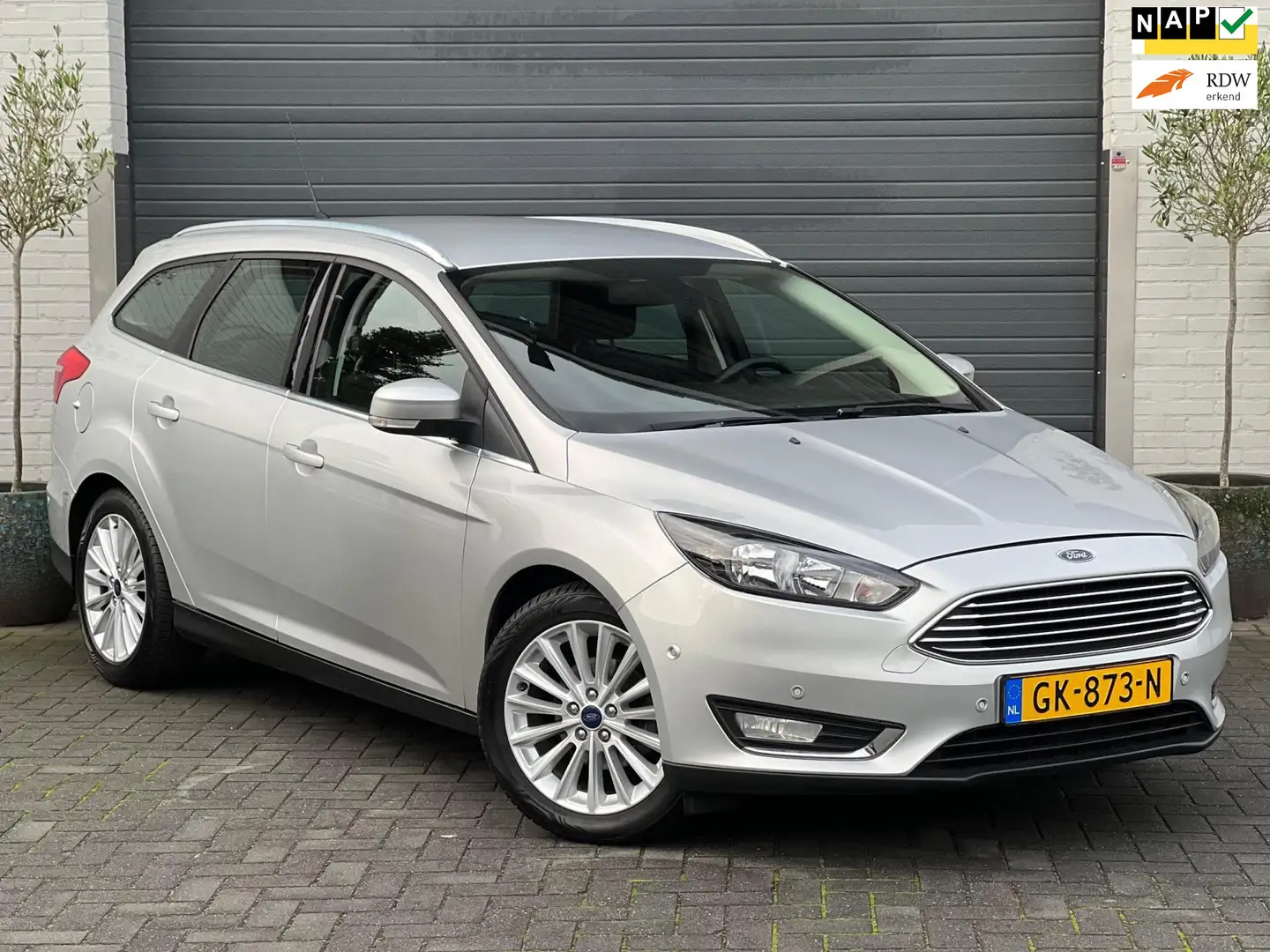 Ford Focus Wagon 1.0 Titanium Edition|Trekhaak|Beurt|Erg Nett Gris - 1
