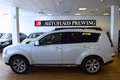 Mitsubishi Outlander Instyle 4WD NAVI/7-SITZE/KAMERA/AHK Weiß - thumbnail 2