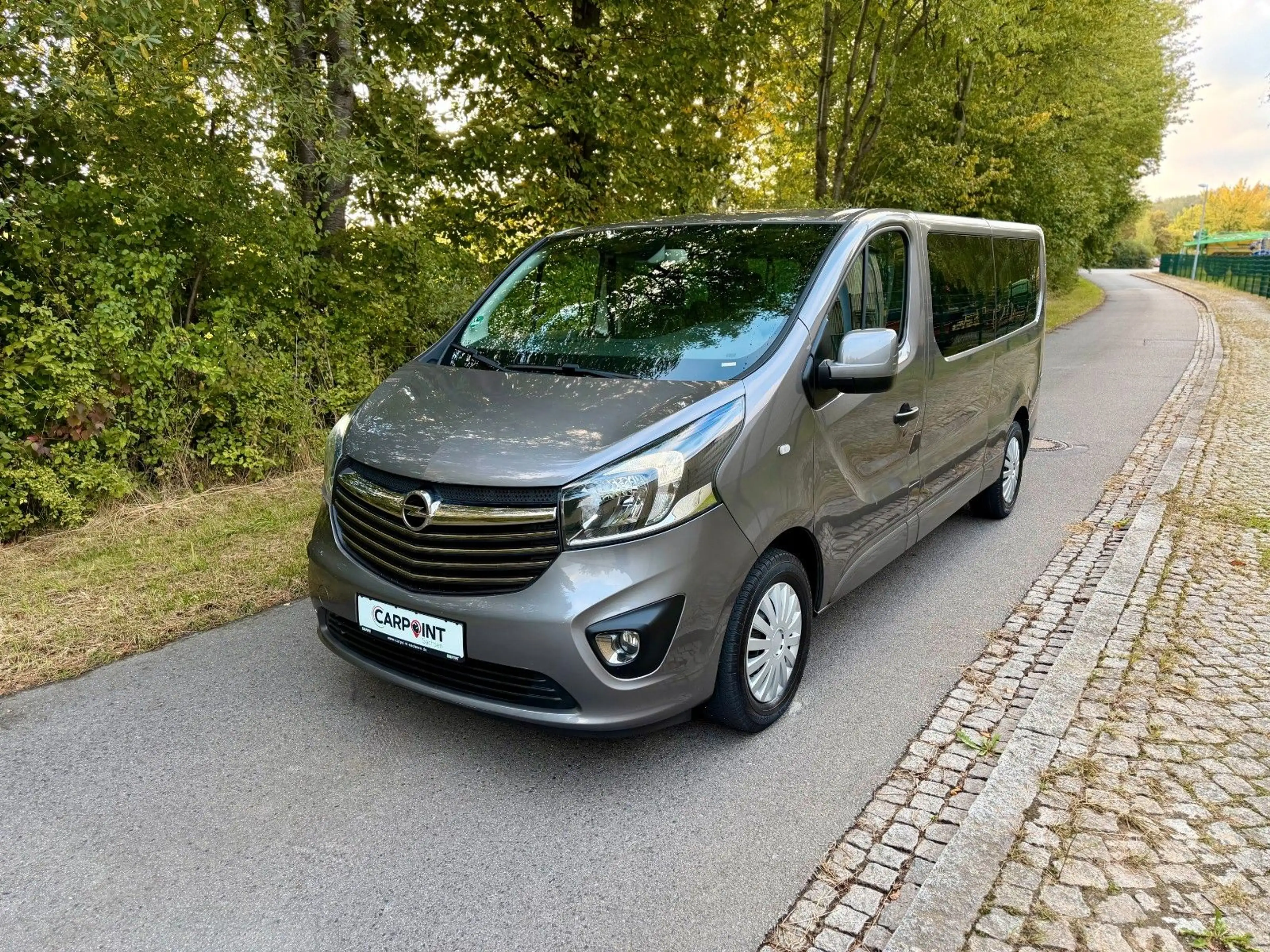 Opel Vivaro B Kombi L2H1 2,9t Klima Navi Tempomat — photo 2