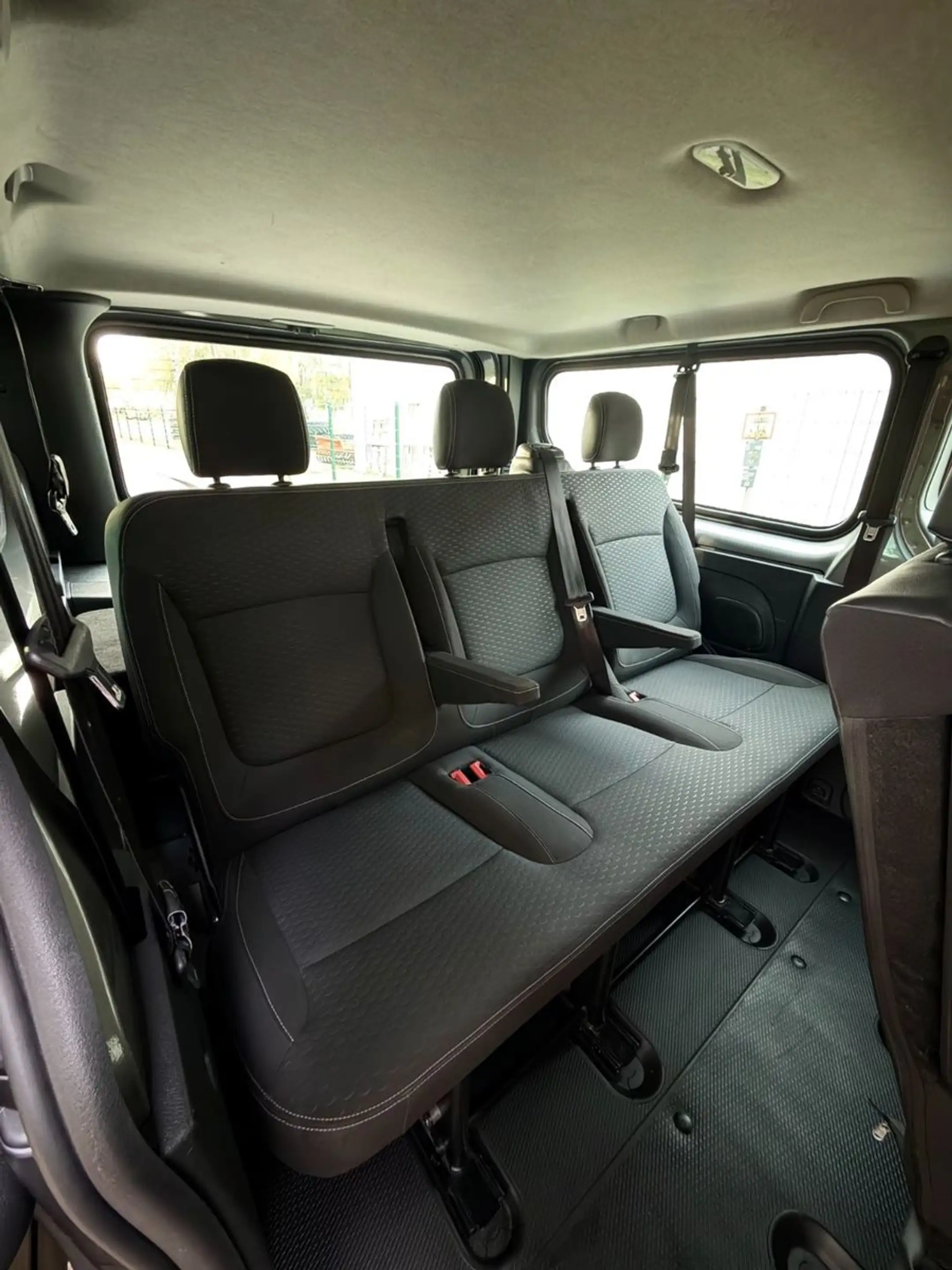 Opel Vivaro B Kombi L2H1 2,9t Klima Navi Tempomat — photo 11