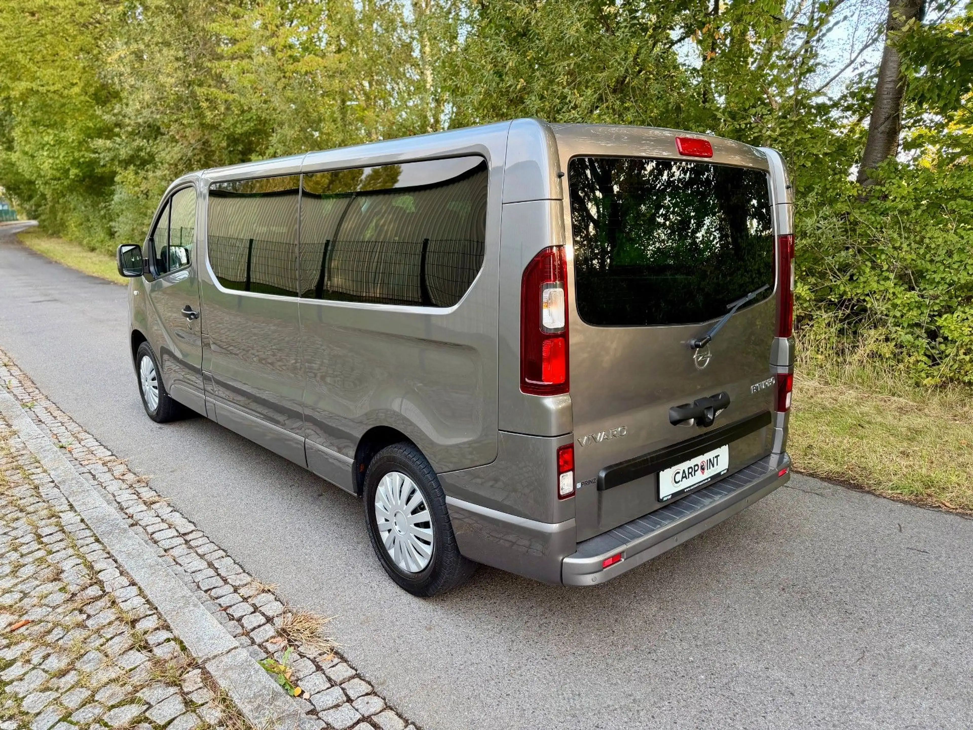 Opel Vivaro B Kombi L2H1 2,9t Klima Navi Tempomat — photo 5