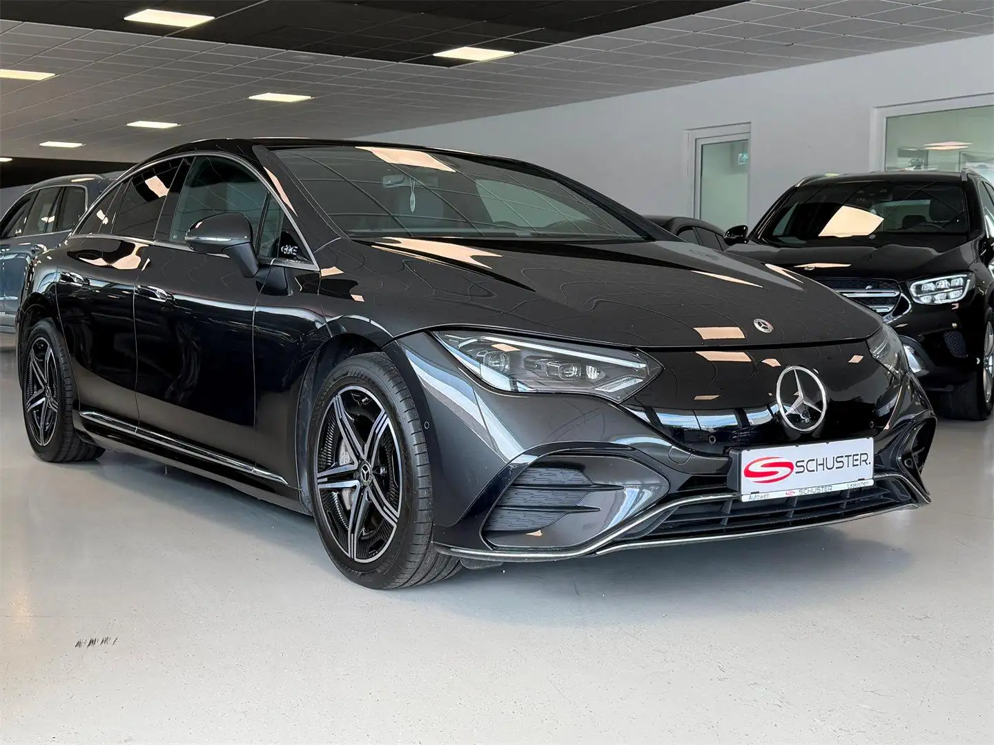 Mercedes-Benz EQE 300 89kWh *TRAUM OPTIK * Grau - 1