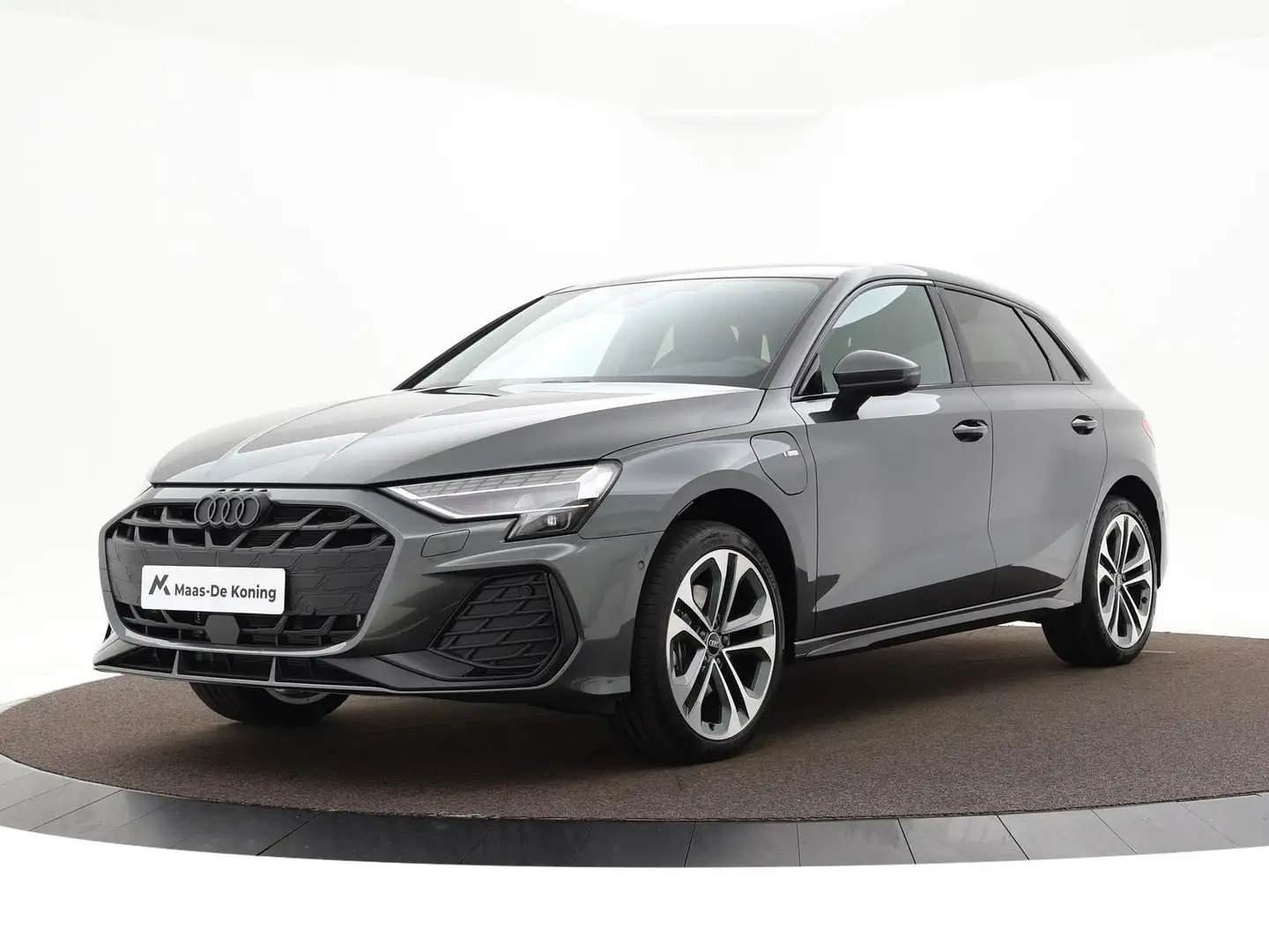 Audi A3 Sportback 40 TFSI e S edition 204 PK · Assistentie Grau - 1