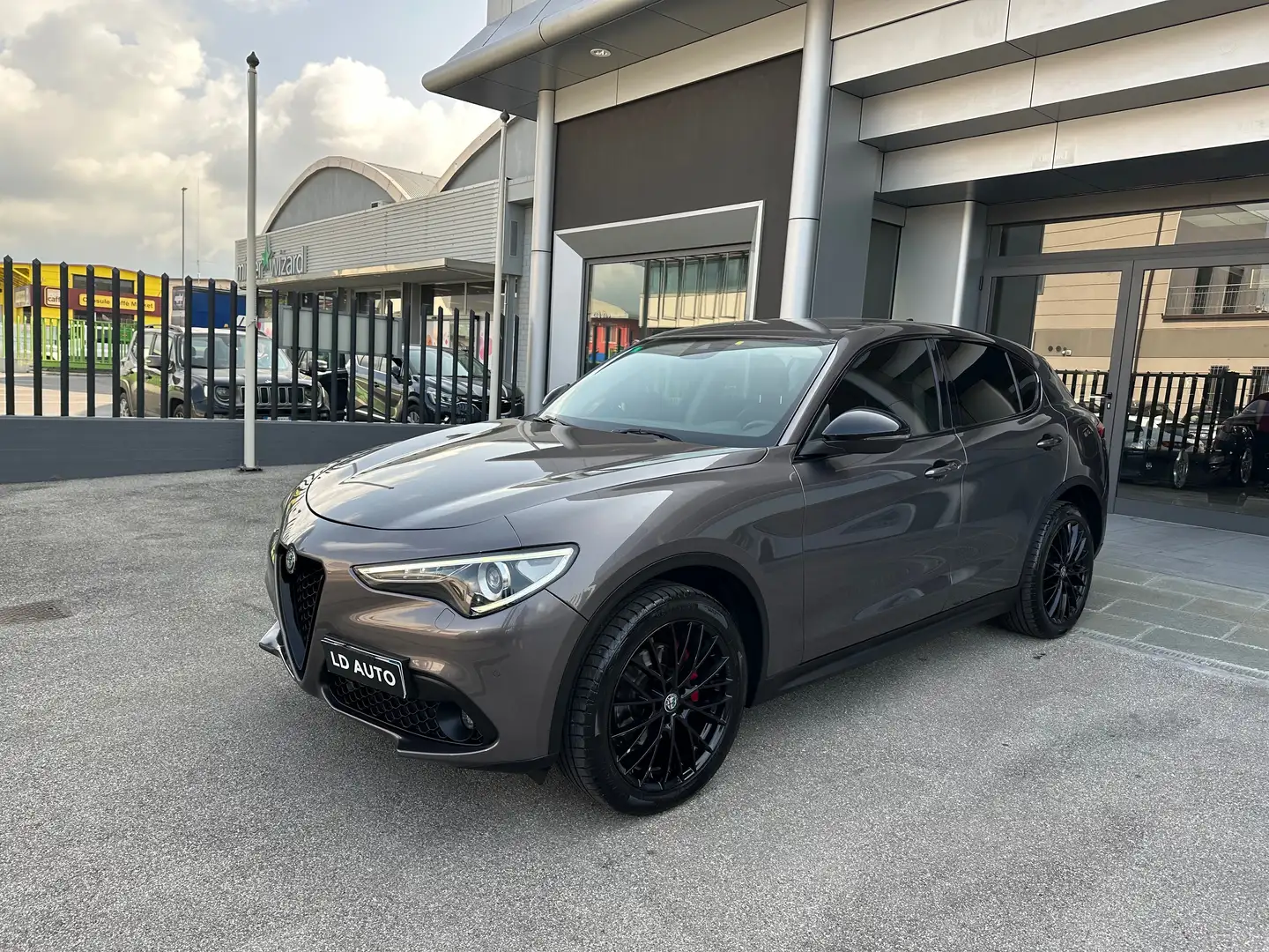 Alfa Romeo Stelvio Stelvio 2.2 t Super Q4 210cv auto distribuzione ok - 2