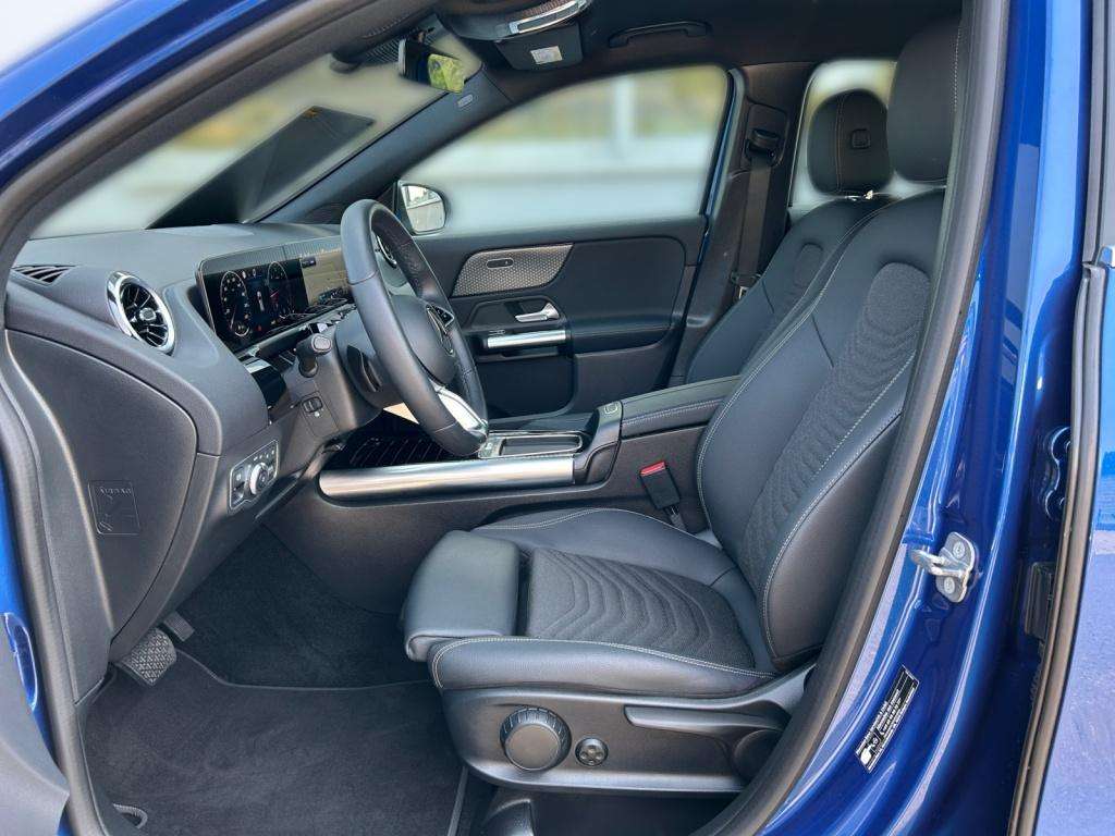 Mercedes-Benz GLA 220
