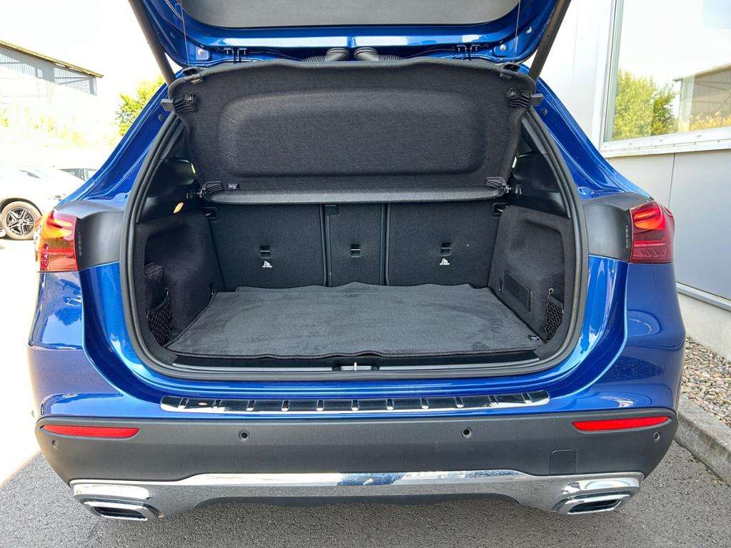 Mercedes-Benz GLA 220