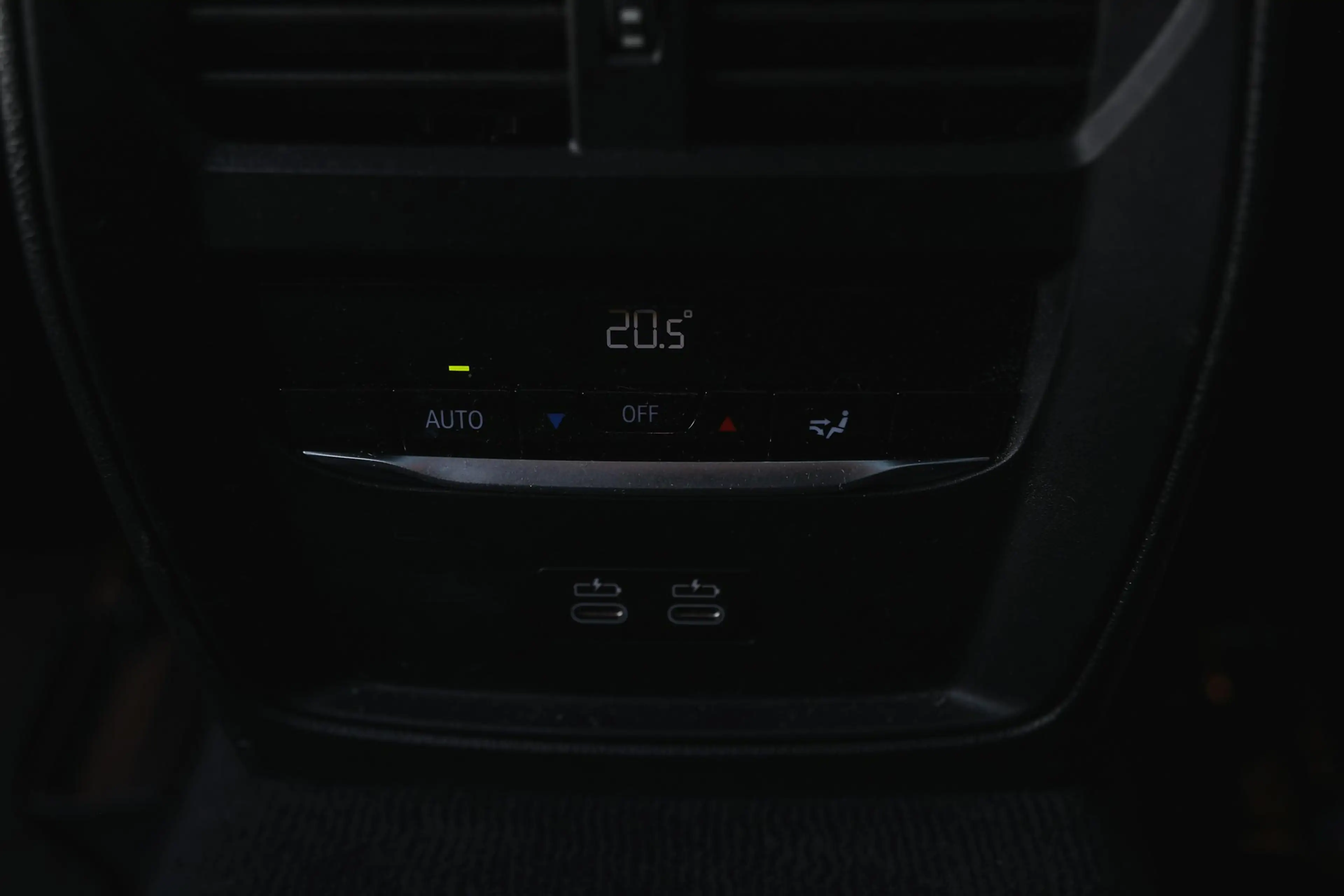 BMW i4 eDrive35 High Executive M Sport / Schuif-kanteldak — photo 14