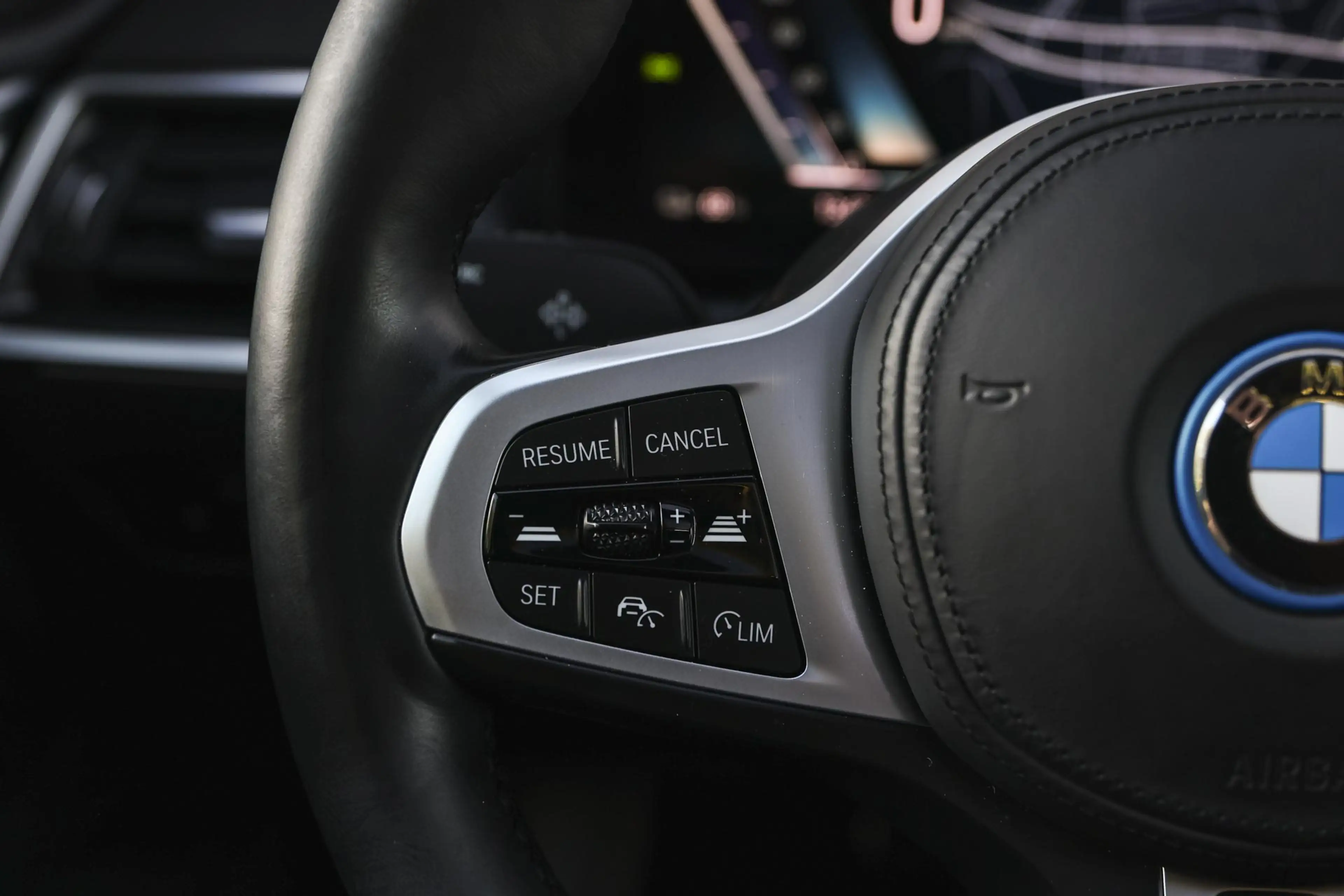 BMW i4 eDrive35 High Executive M Sport / Schuif-kanteldak — photo 15