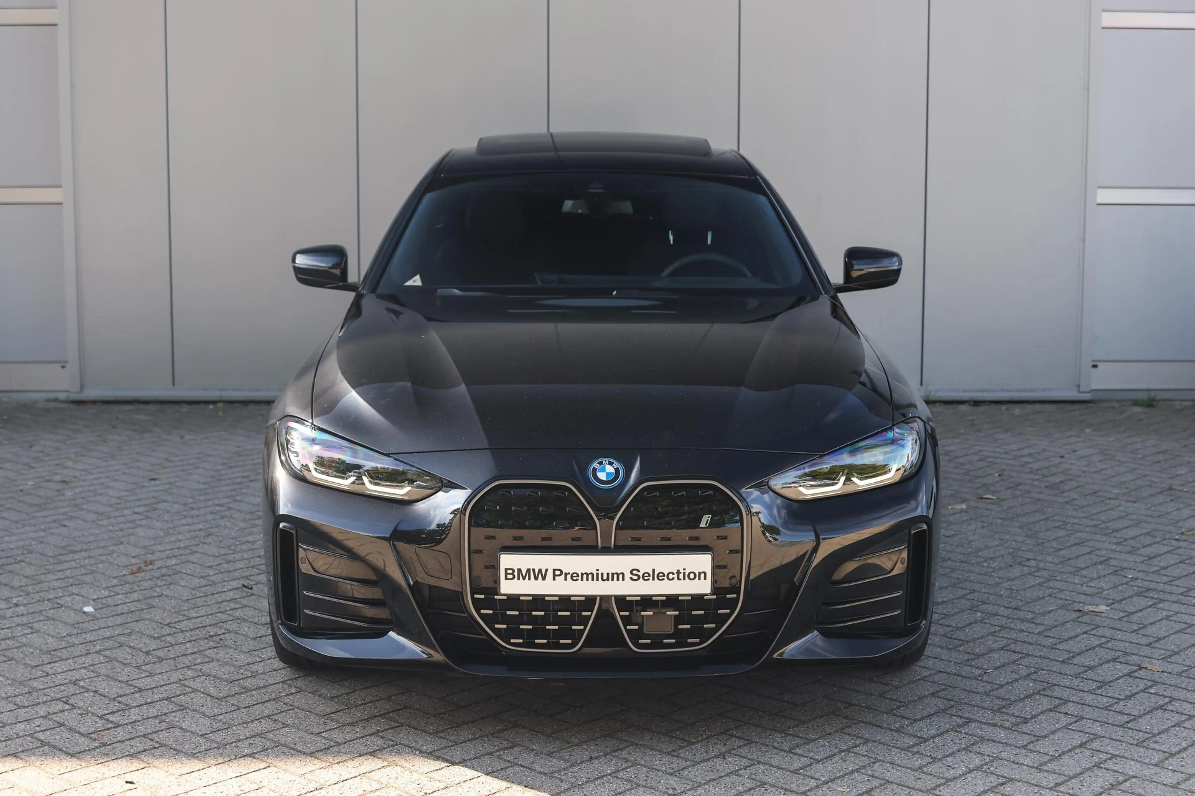 BMW i4 eDrive35 High Executive M Sport / Schuif-kanteldak — photo 6