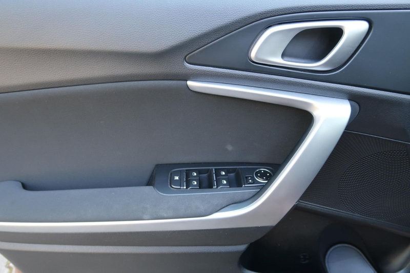 Kia Ceed SW / cee'd SW 1.0 T-GDI 88kW — photo 8
