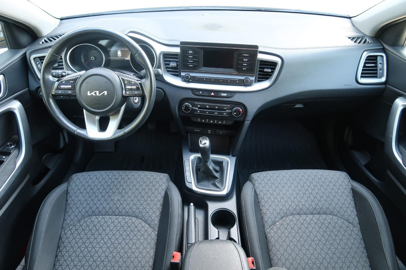 Kia Ceed SW / cee'd SW 1.0 T-GDI 88kW — photo 6