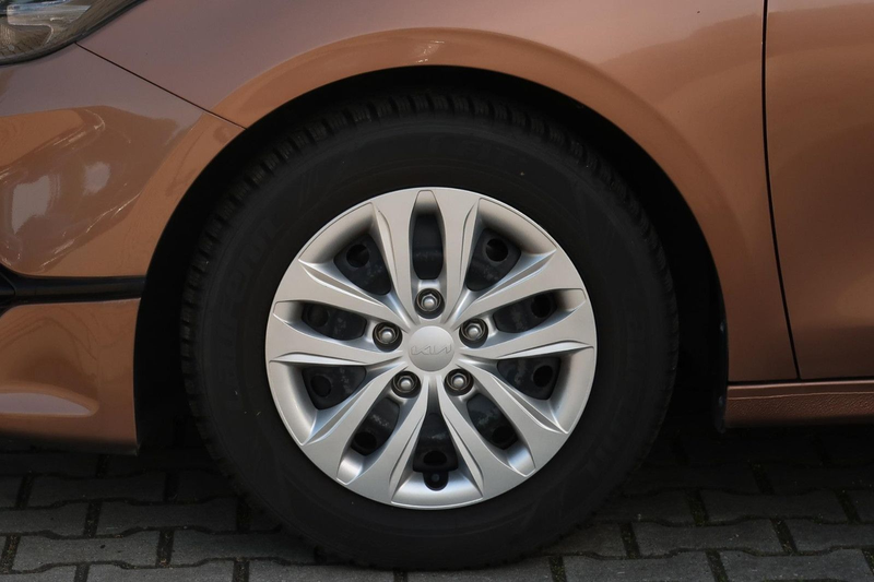 Kia Ceed SW / cee'd SW 1.0 T-GDI 88kW — photo 3