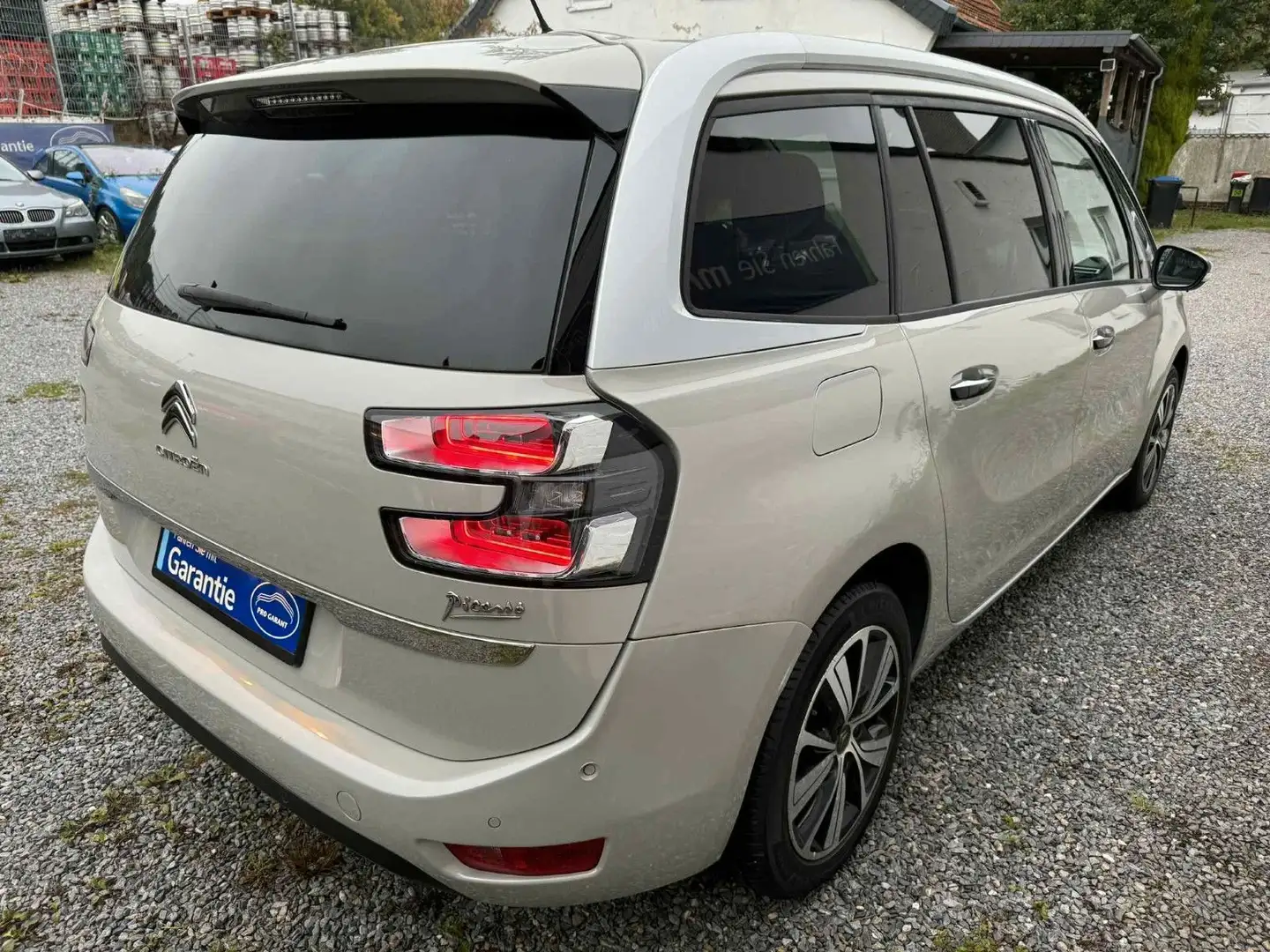 Citroen Grand C4 Picasso 1.6 THP*7 Sitzer*Leder*Navi*Kam Beige - 2