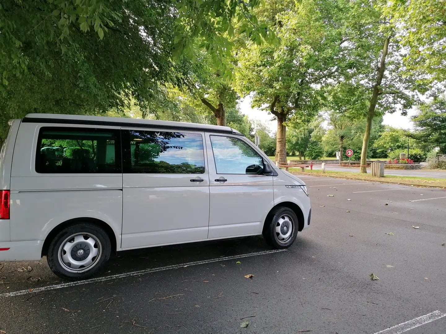 Volkswagen T6.1 California Beach 2.0 TDI 110 kW EU6 Сірий - 1