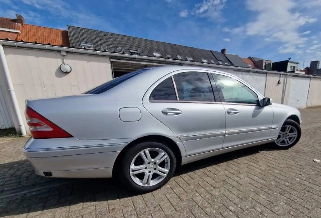 Mercedes-Benz C 180 Classic-Selection, foto 3
