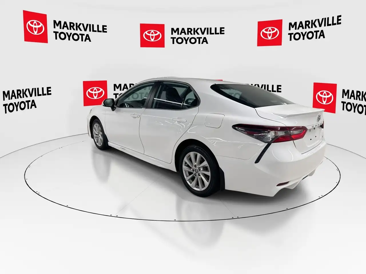 Toyota Camry снимка Toyota Camry