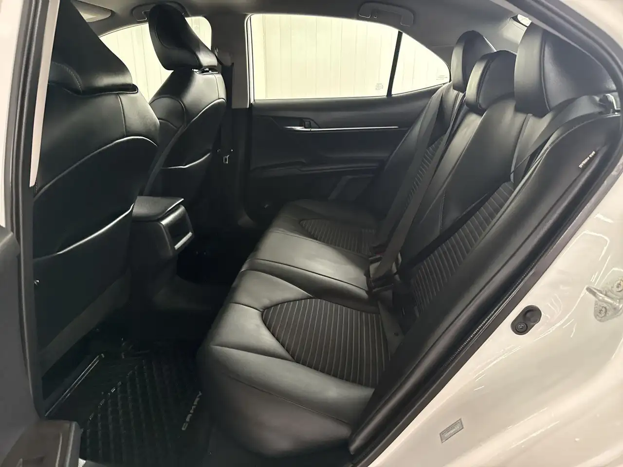 Toyota Camry снимка Toyota Camry