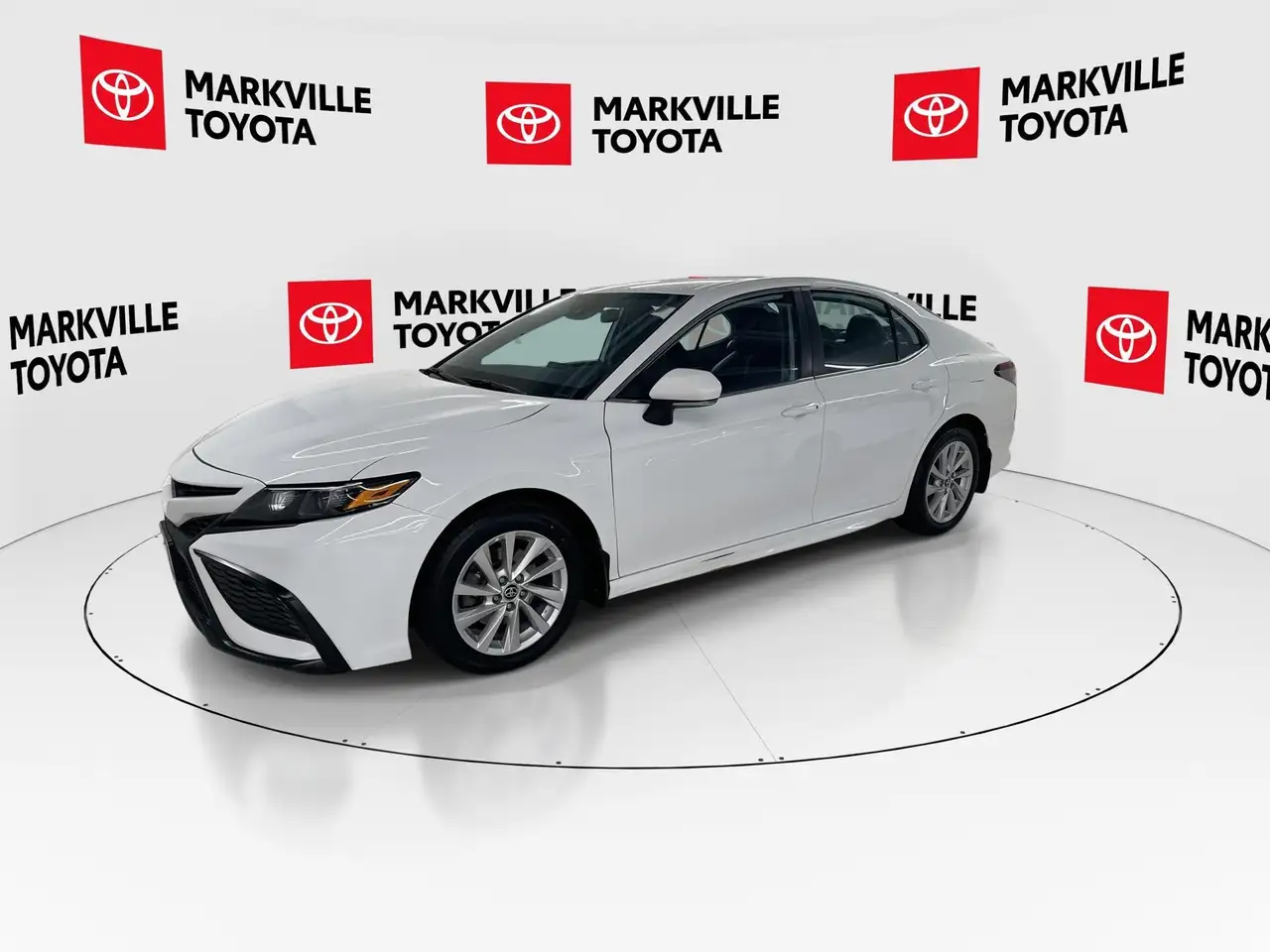 Toyota Camry снимка Toyota Camry