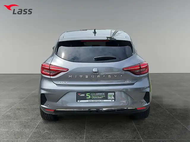 Mitsubishi Colt view 5