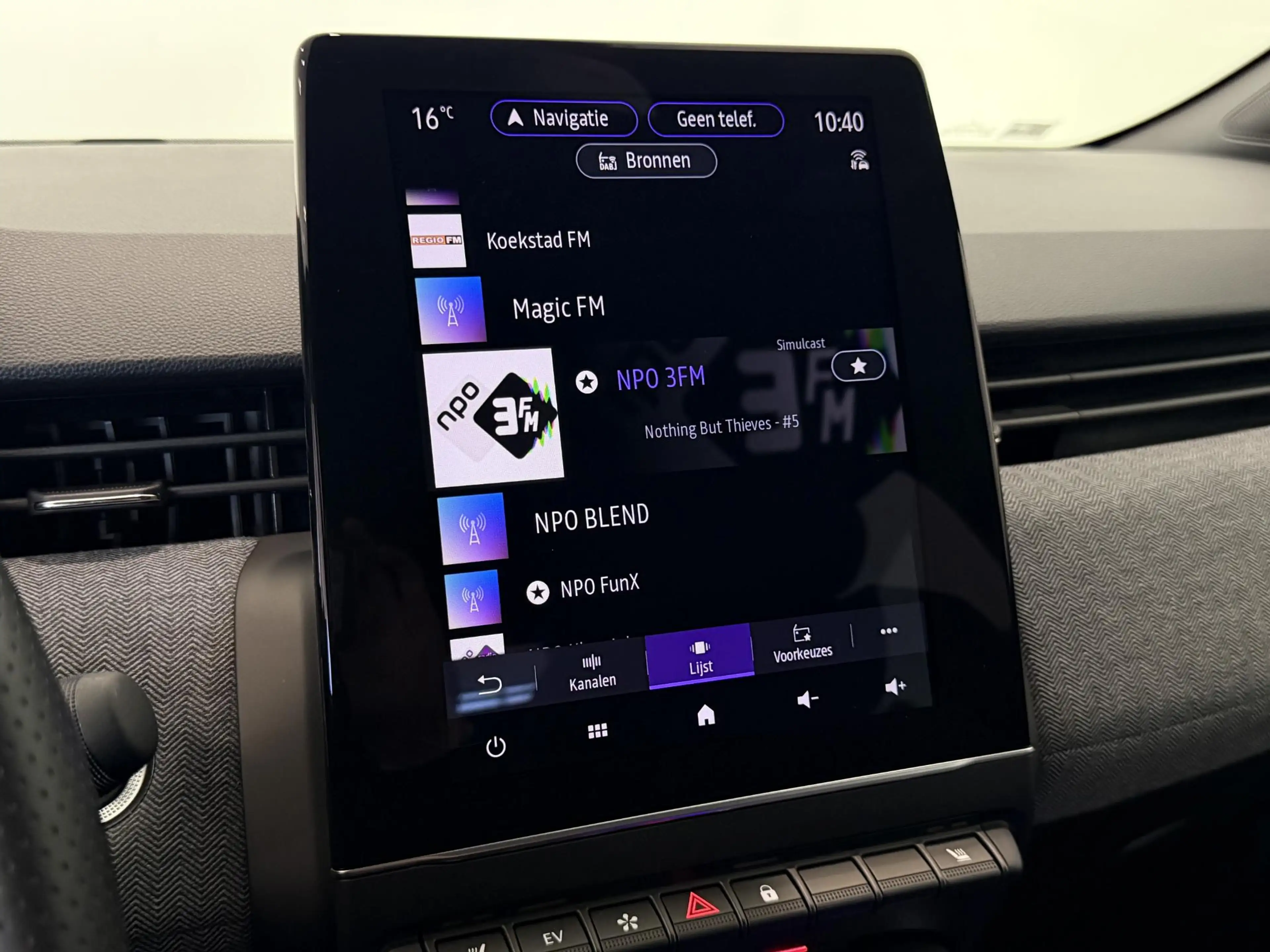 Renault Clio 1.6 E-Tech Full Hybrid 145 techno | Pack Winter | — photo 33