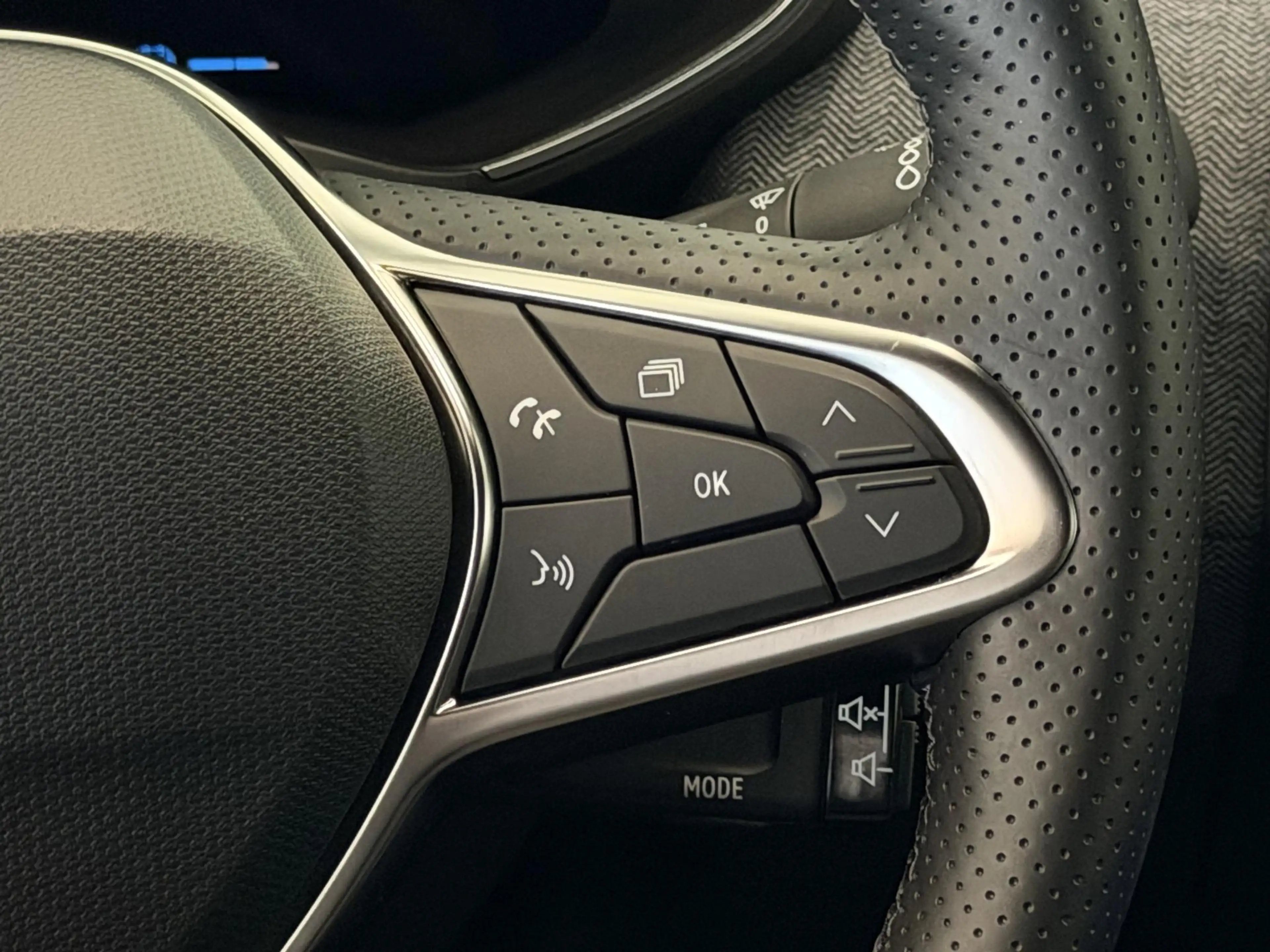 Renault Clio 1.6 E-Tech Full Hybrid 145 techno | Pack Winter | — photo 20