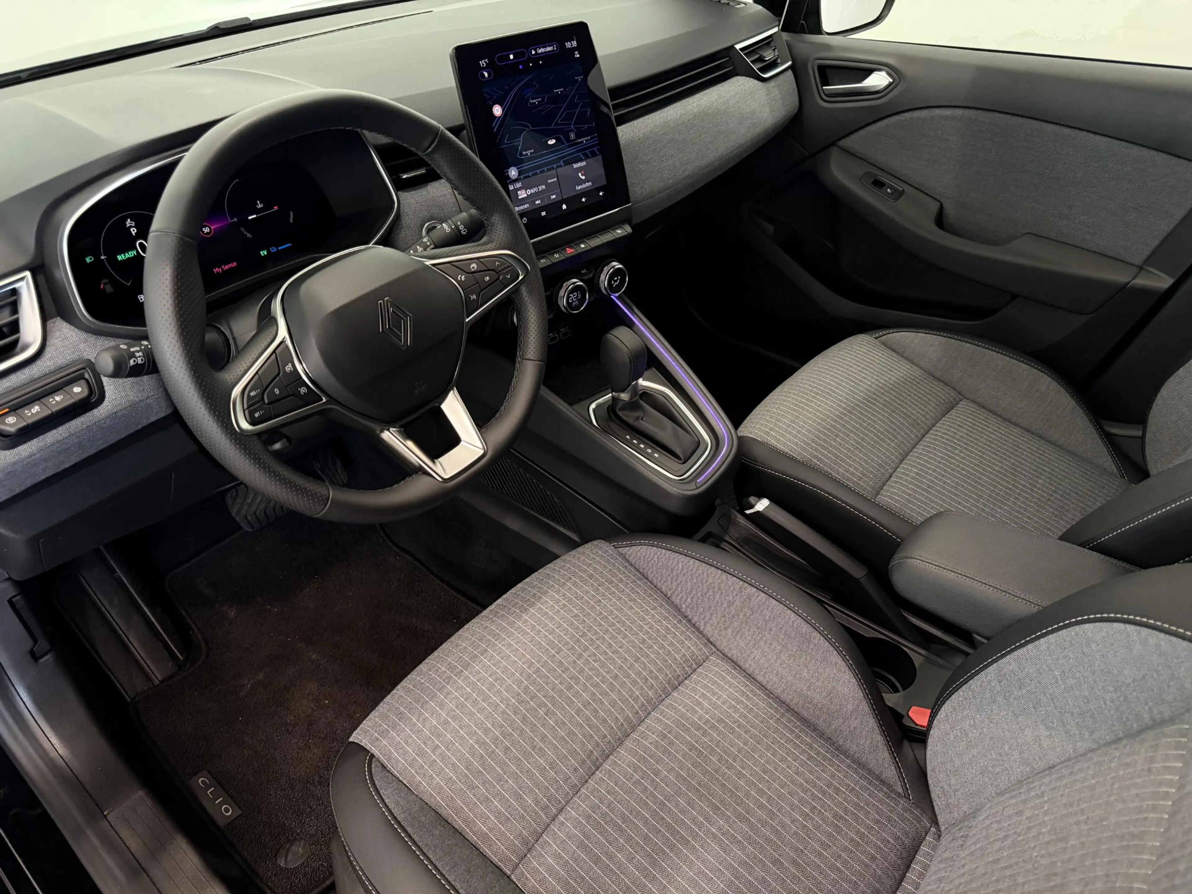 Renault Clio 1.6 E-Tech Full Hybrid 145 techno | Pack Winter | — photo 22