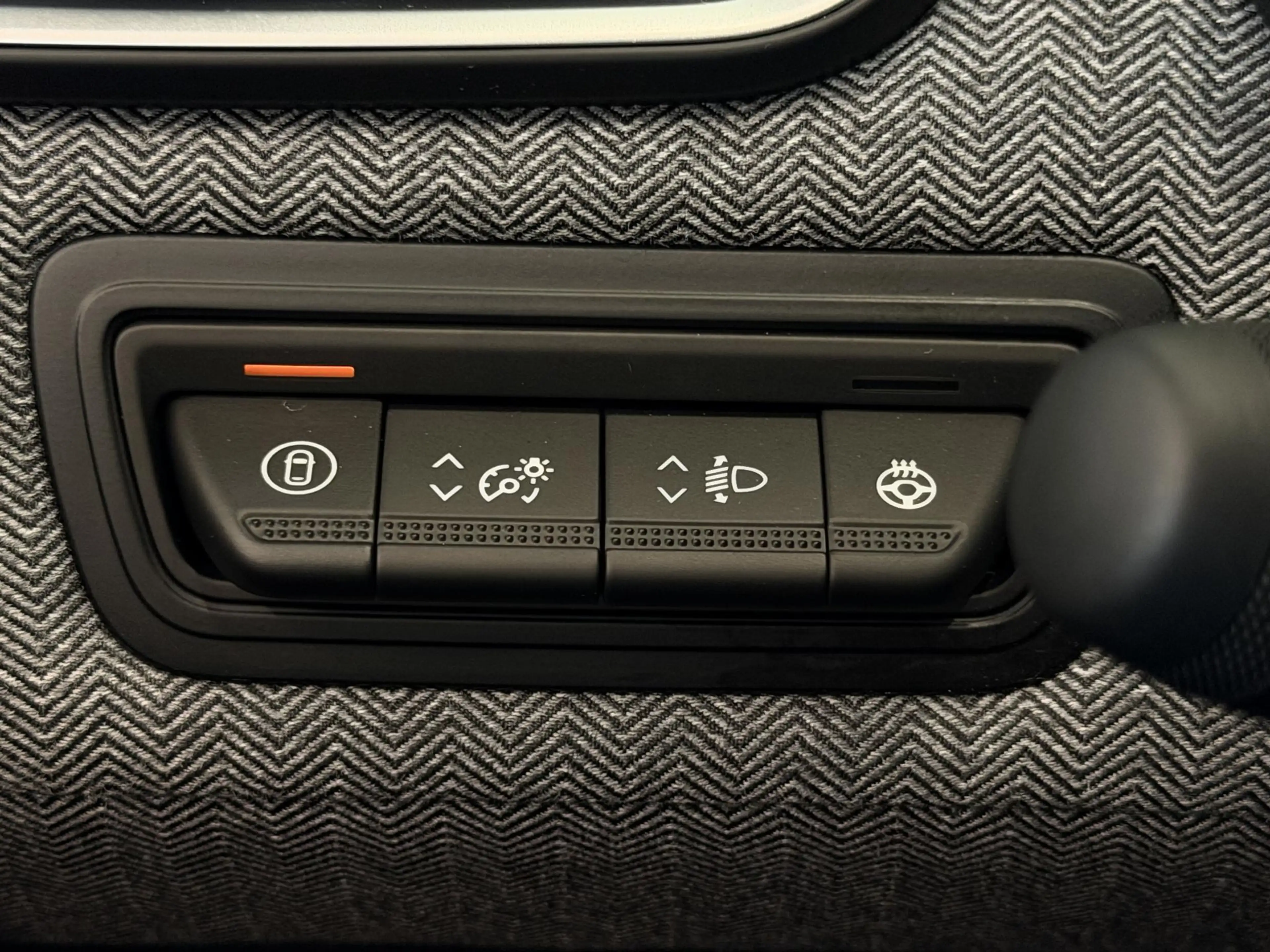 Renault Clio 1.6 E-Tech Full Hybrid 145 techno | Pack Winter | — photo 28