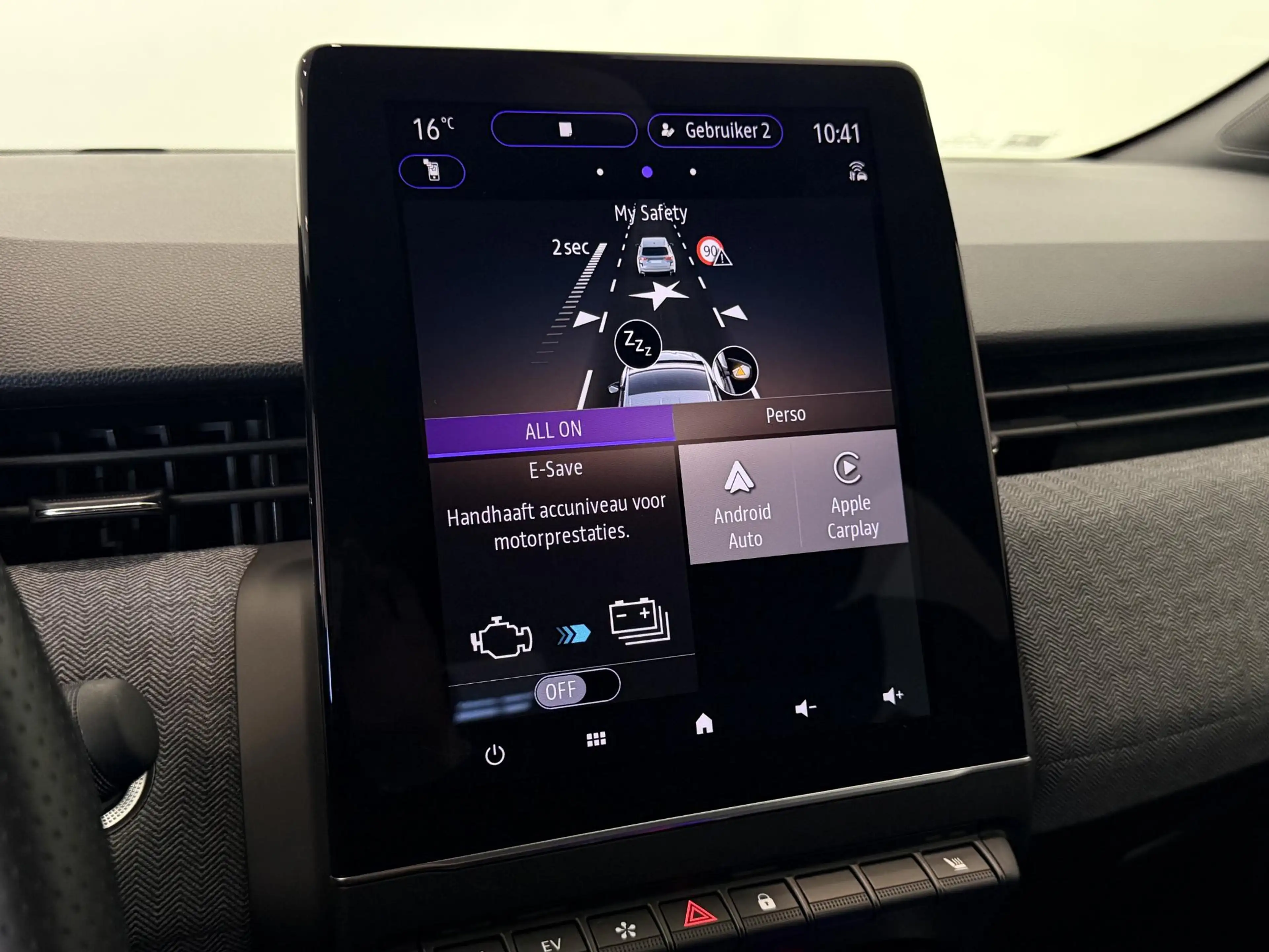 Renault Clio 1.6 E-Tech Full Hybrid 145 techno | Pack Winter | — photo 34