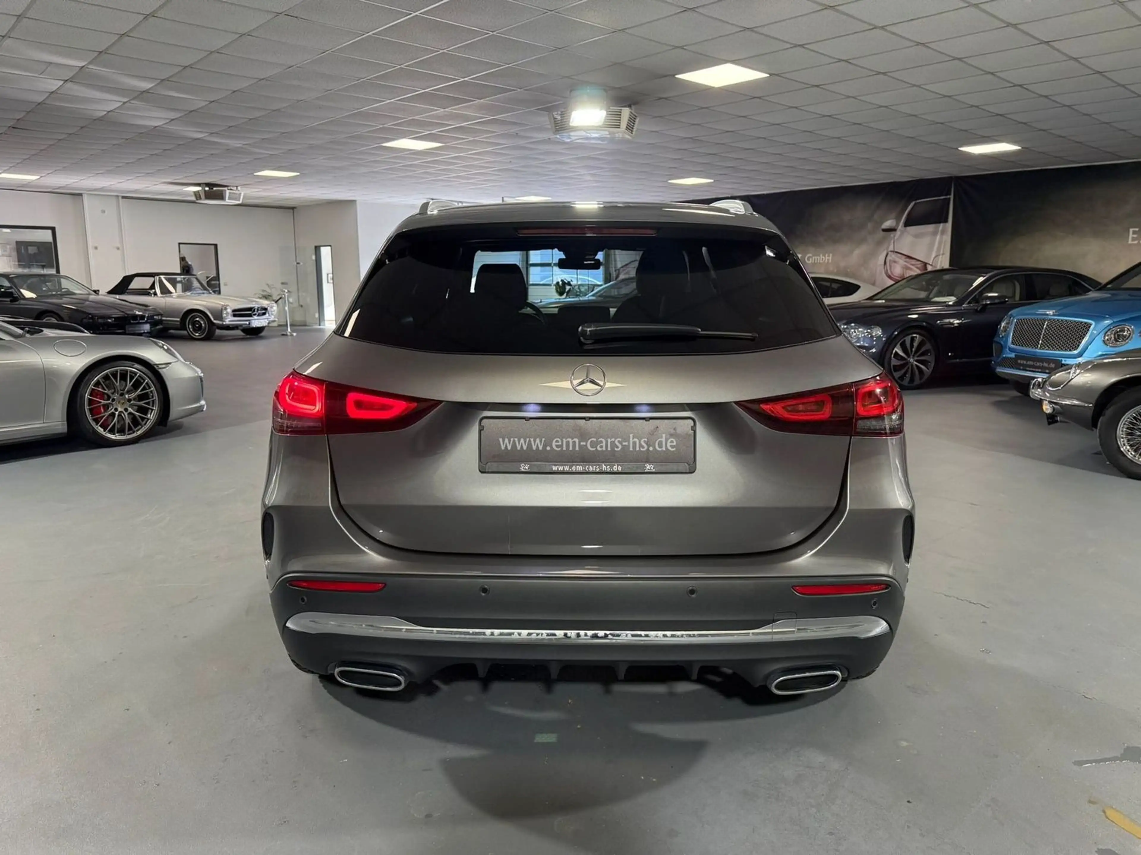 Mercedes-Benz GLA 200 4Matic AMG Line NIGHT AMBIENTE MBUX CarPlay 1.Hand — photo 4