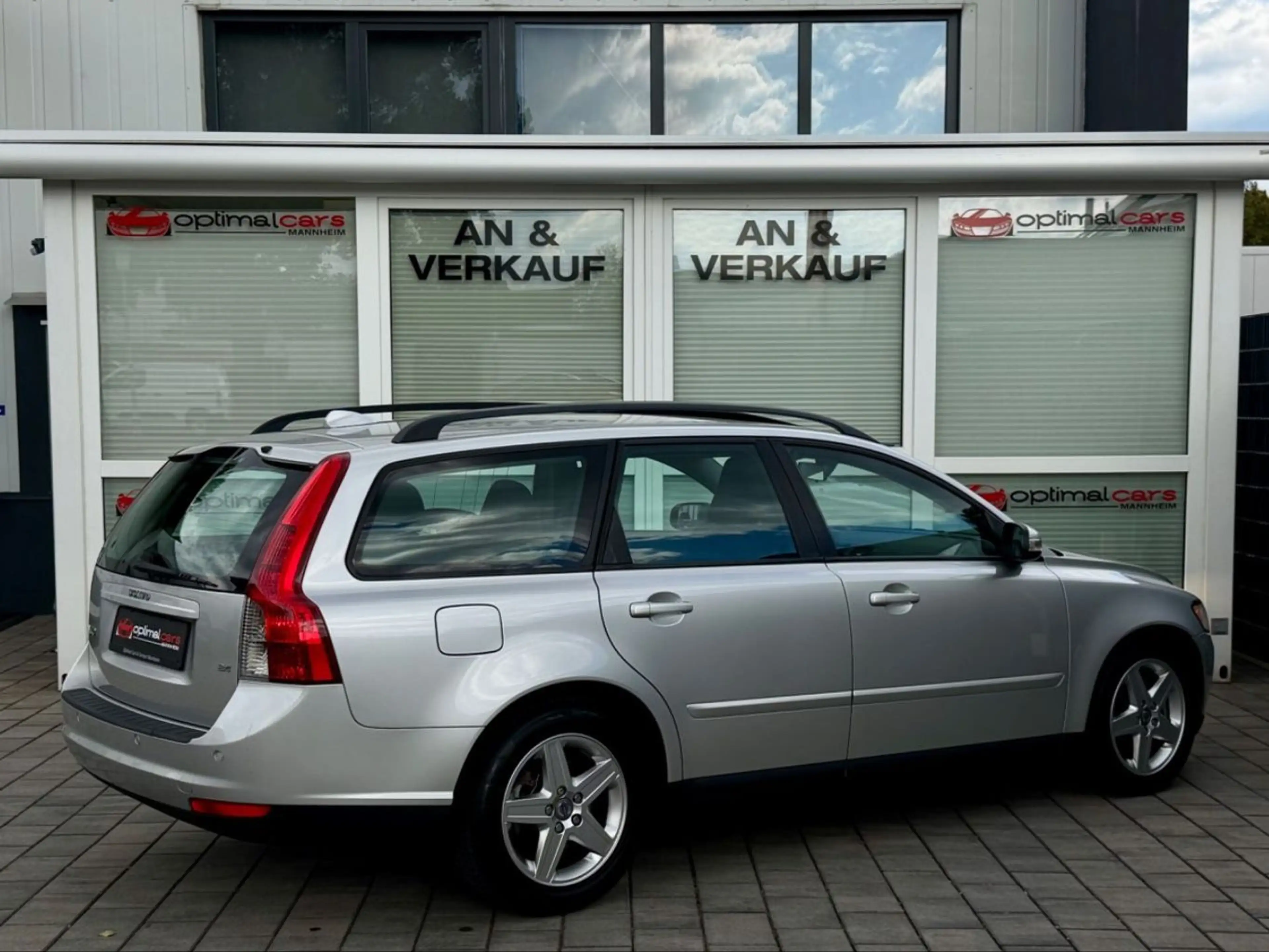 Volvo V50 Kombi 2.4 Kinetic/5 ZYLINDER/AUTM./S-DACH — photo 5