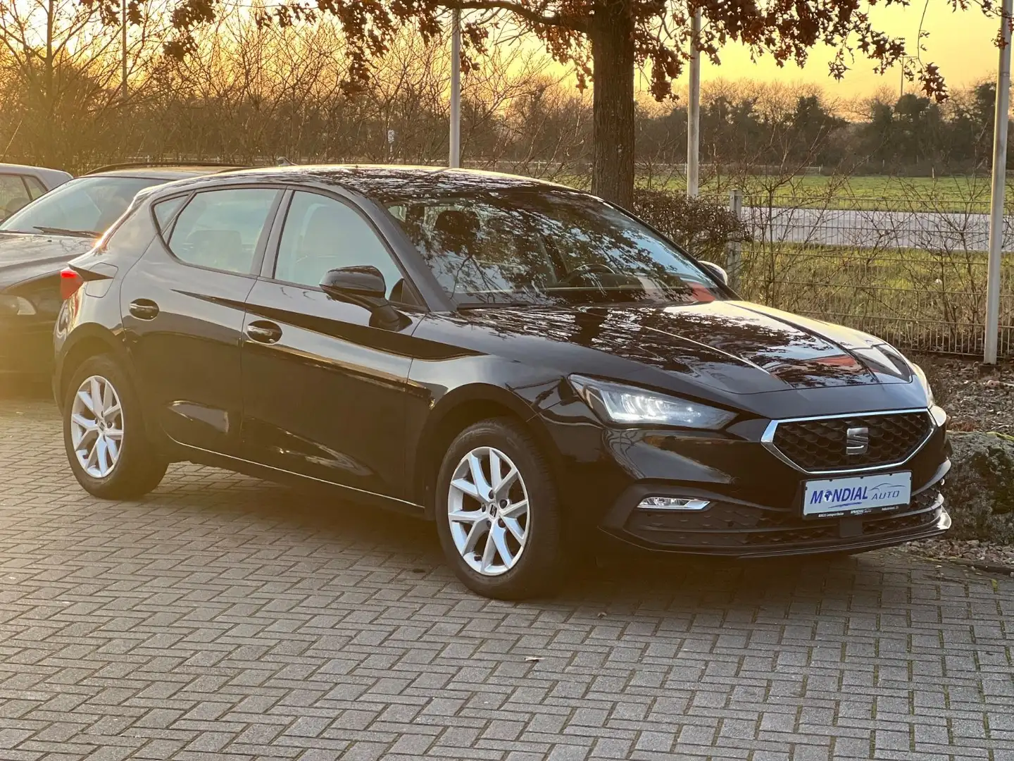 SEAT Leon Style 1-Hd*Virtual*LED*Kamera Schwarz - 1