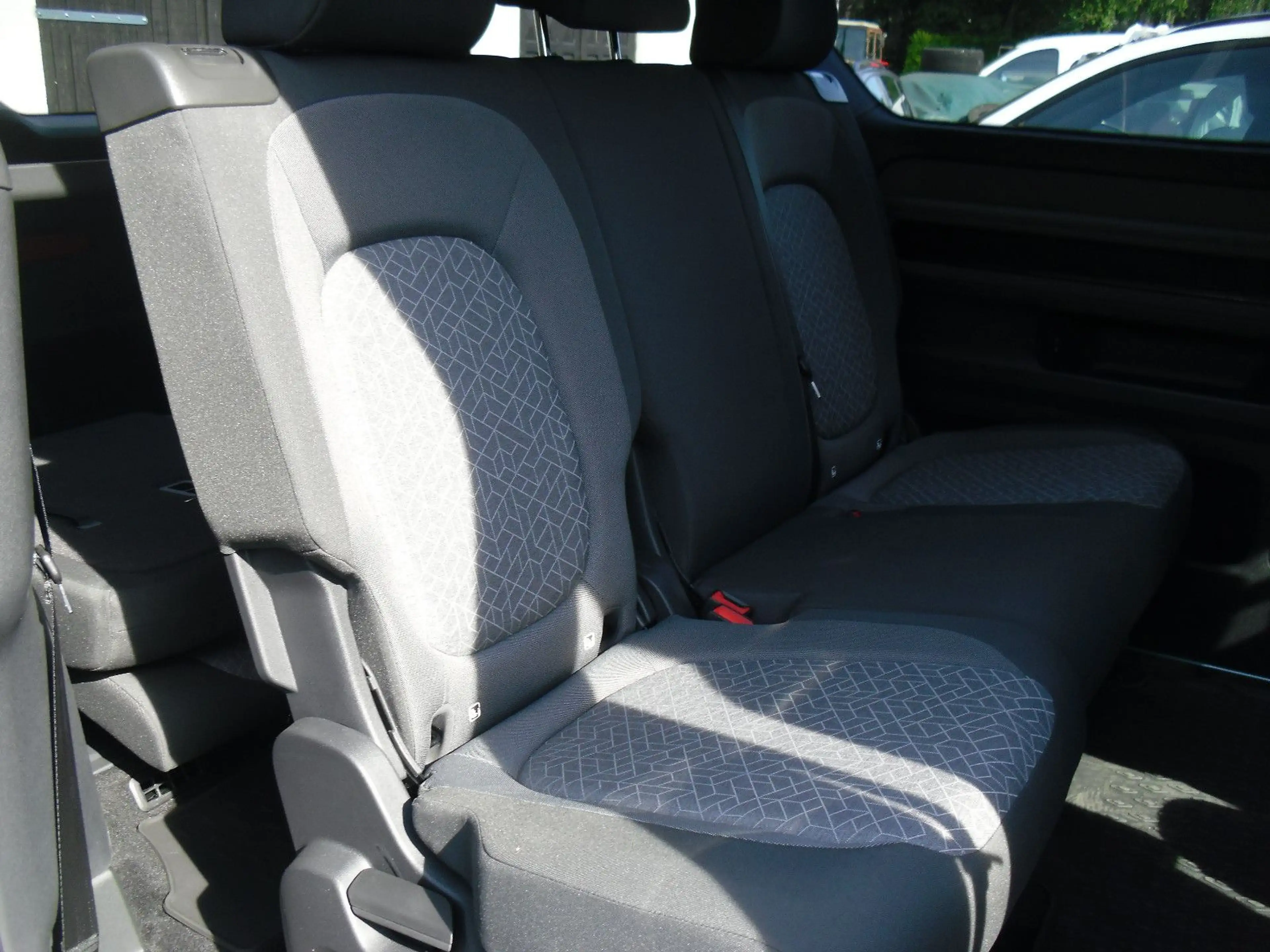Volkswagen ID. Buzz 210 kW LR Pro*HZVR*el.Heckklappe*Matrix* — photo 12