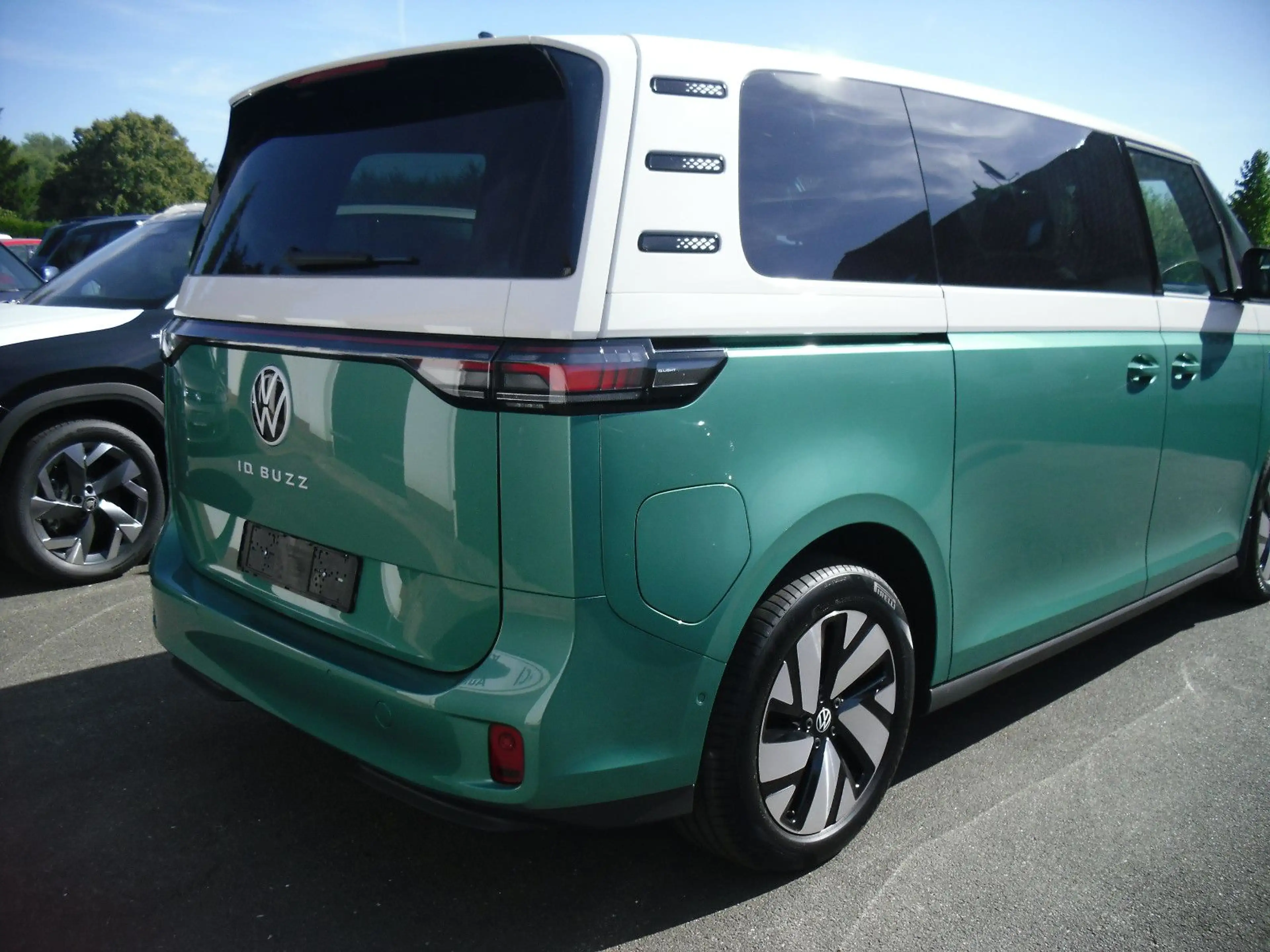 Volkswagen ID. Buzz 210 kW LR Pro*HZVR*el.Heckklappe*Matrix* — photo 6