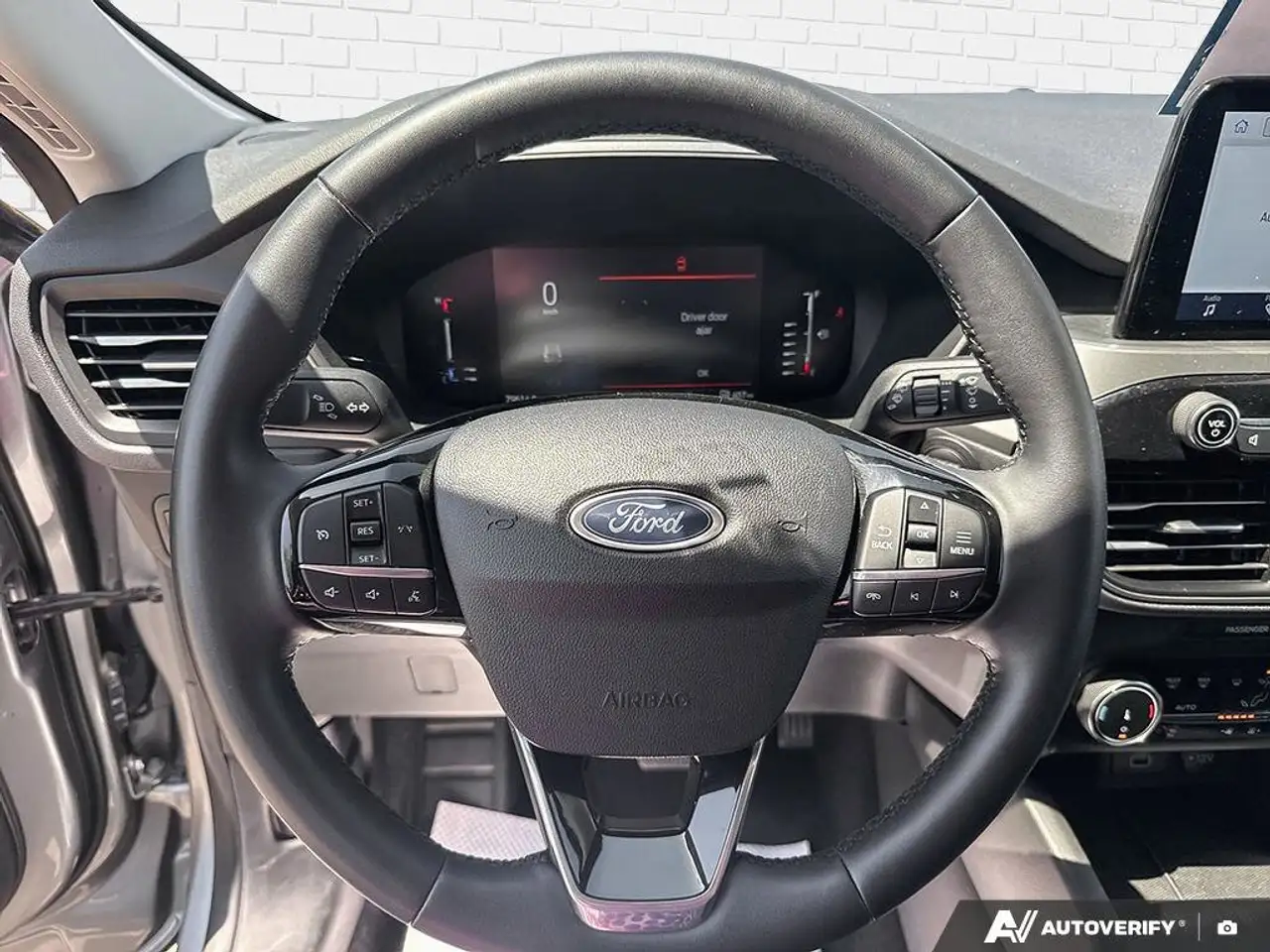 Ford Escape снимка Ford Escape