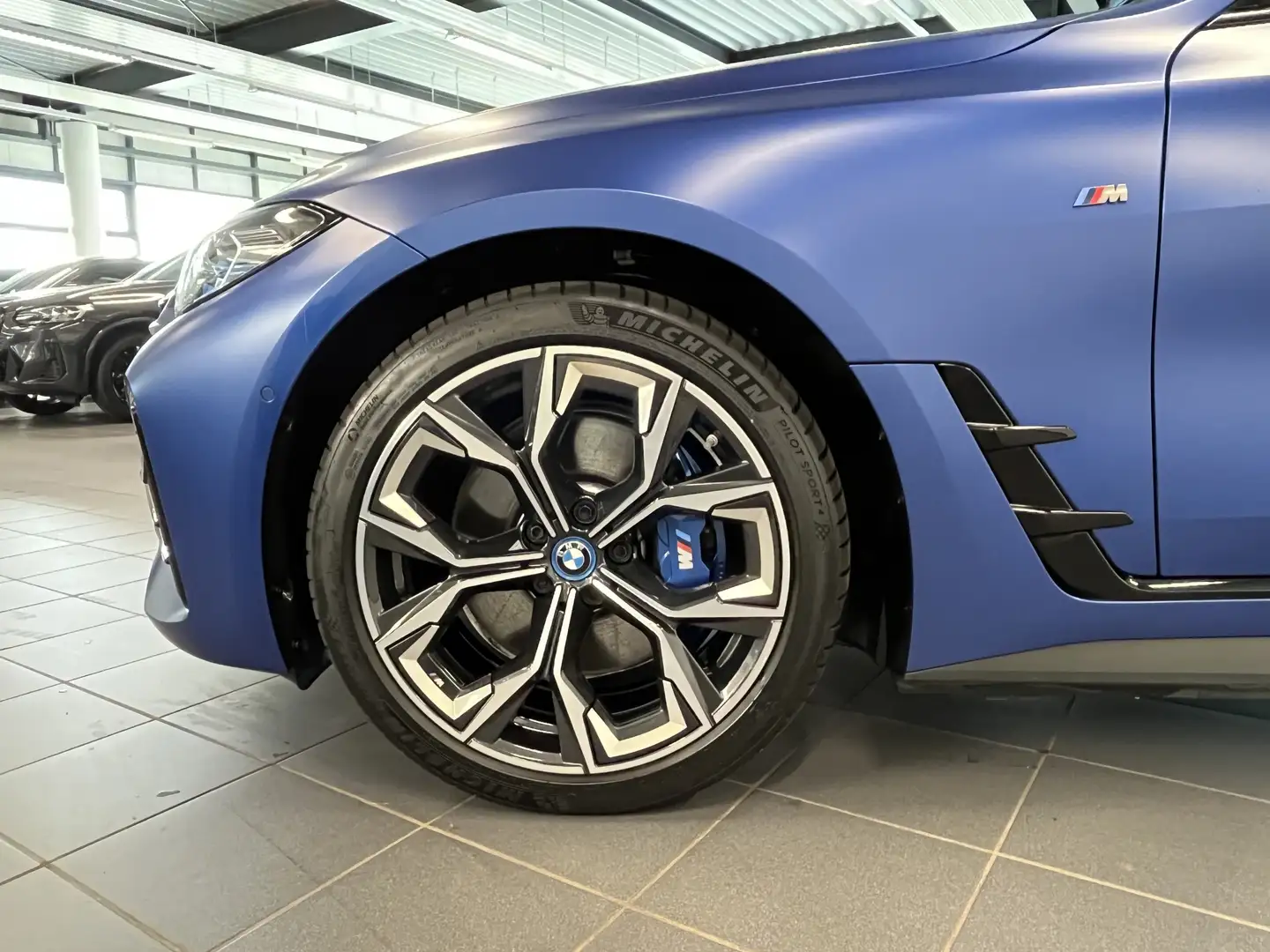 BMW i4 M50 M Sport RFK NAVI Standh. LED Laser DAB Mavi - 2
