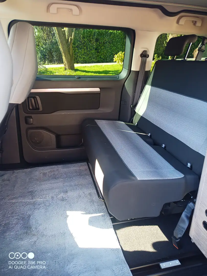 Citroen Spacetourer Feel L2 2,0 /145  Pössel Campster 002 Gris - 2