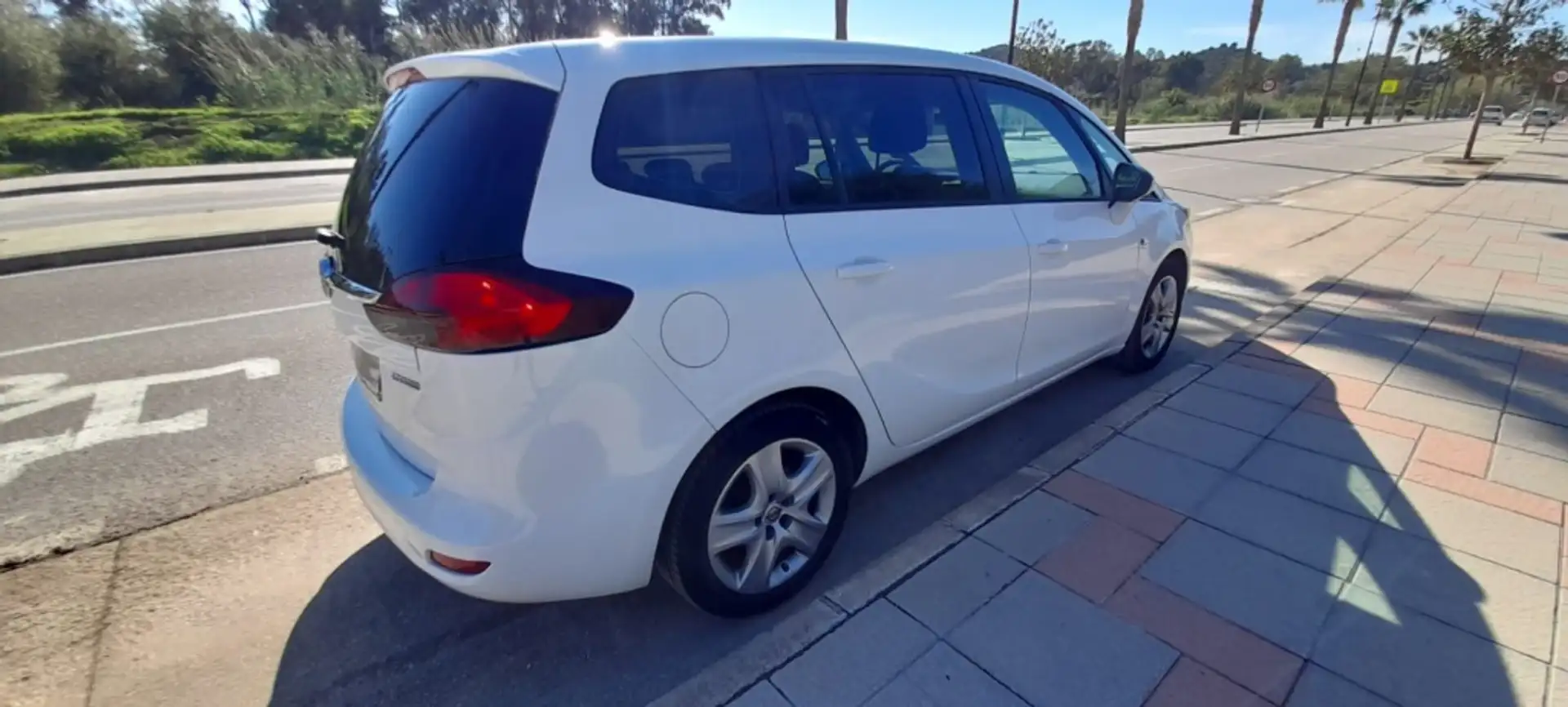 Opel Zafira Tourer 1.4 T Expression 120 Bianco - 2
