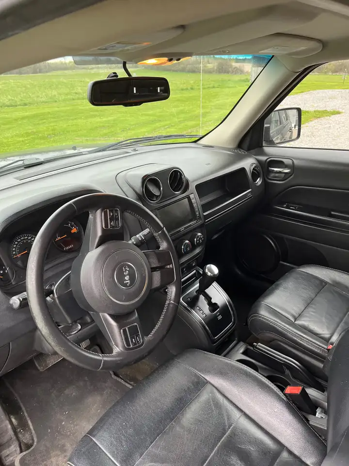 Jeep Patriot снимка Jeep Patriot