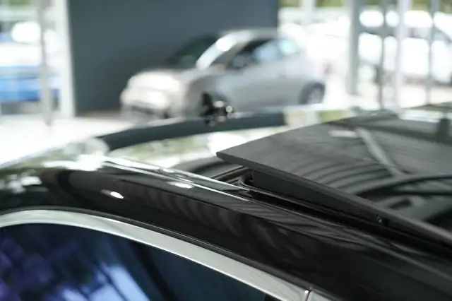 Mercedes-Benz S-Class view 12