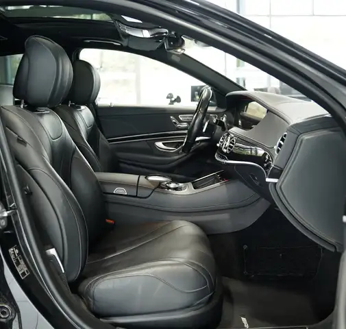 Mercedes-Benz S-Class view 13