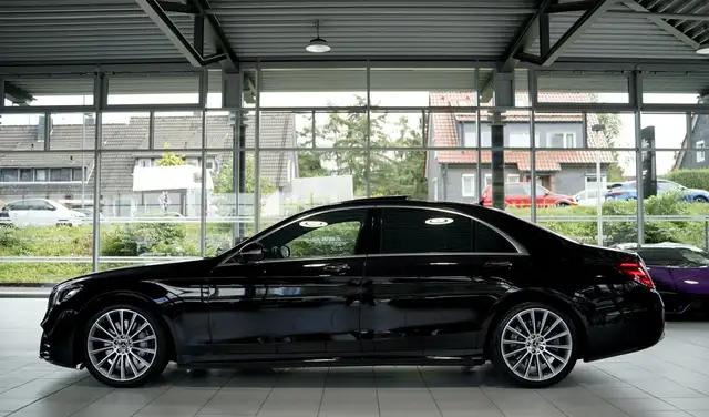 Mercedes-Benz S-Class view 9