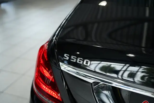 Mercedes-Benz S-Class view 11