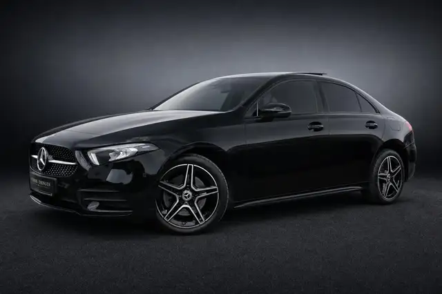 Mercedes-Benz A 250 e Limo 3x AMG SPORT*MBUX*WIDE*PANO*KAM*LED