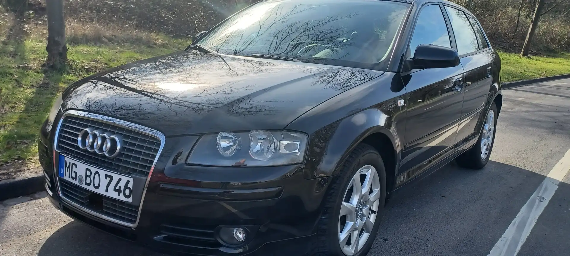 Audi A3 A3 1.9 TDI Sportback DPF Ambiente Schwarz - 1